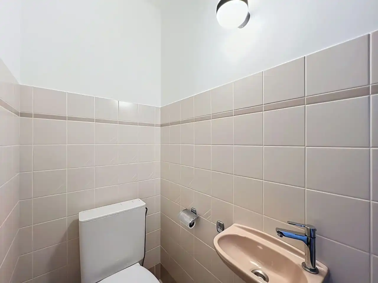 Tweede verblijf l gemeubeld twee slaapkamer appartement, gelegen op de Graaf d'Ursellaan. foto 24