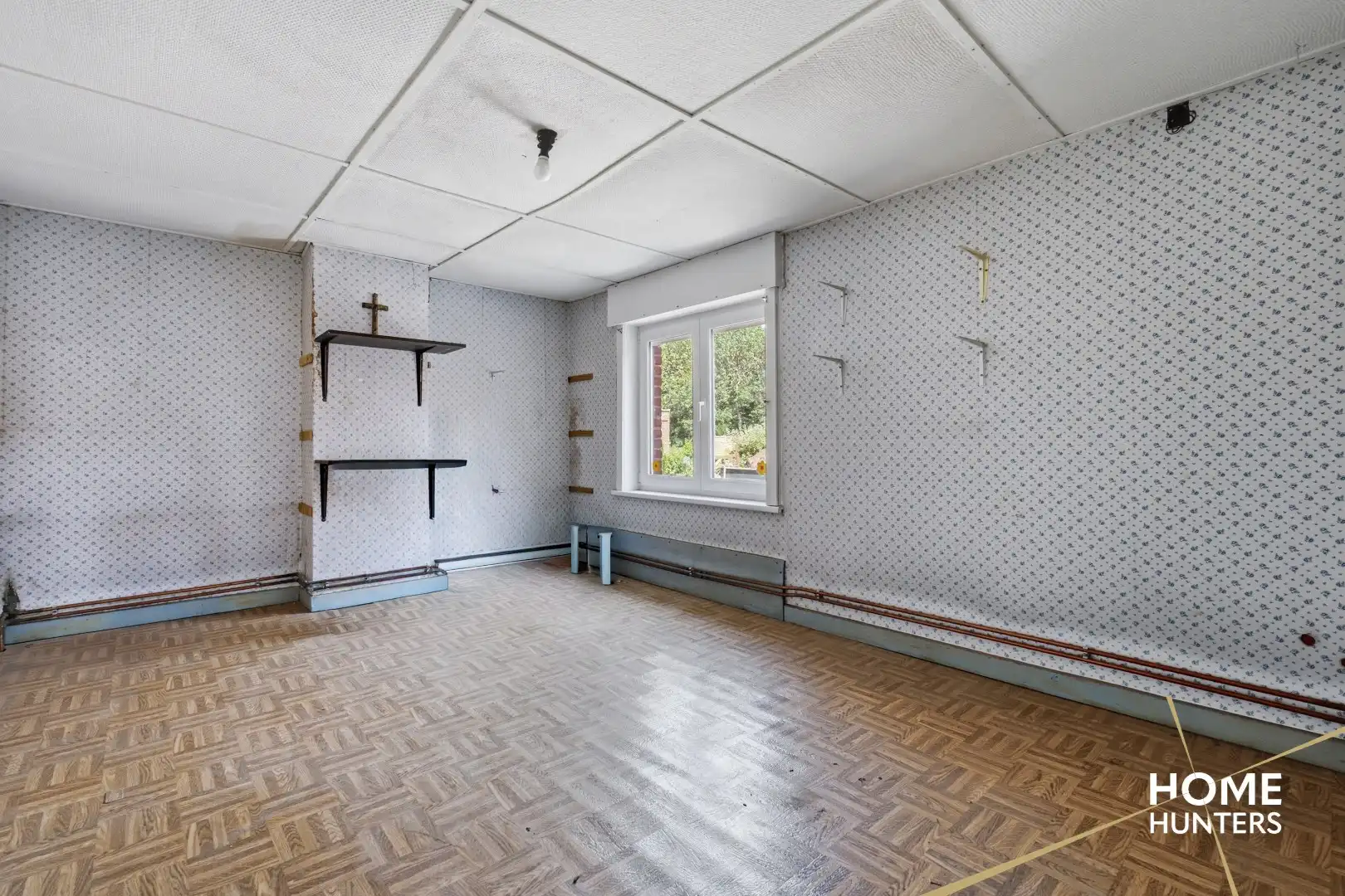 Veelzijdige eigendom met te renoveren woning en twee ruime loodsen in Langemark foto 14