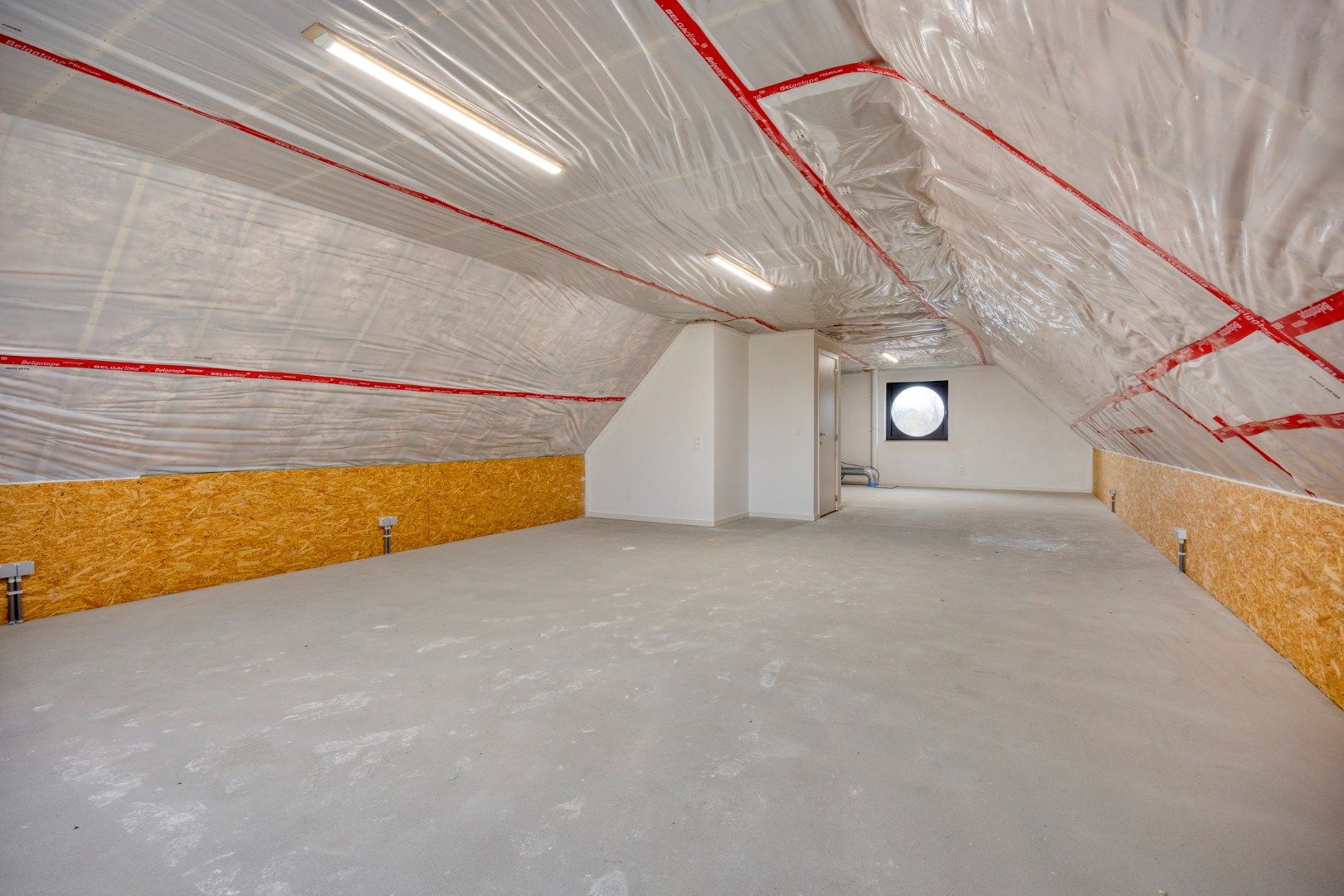 Nieuwbouwwoning met 5 slaapkamers, 2 badkamers, tuin en terras in Bierbeek! – EPC 10 kWh/m² - bewoonbare opp. 343 m² foto 30