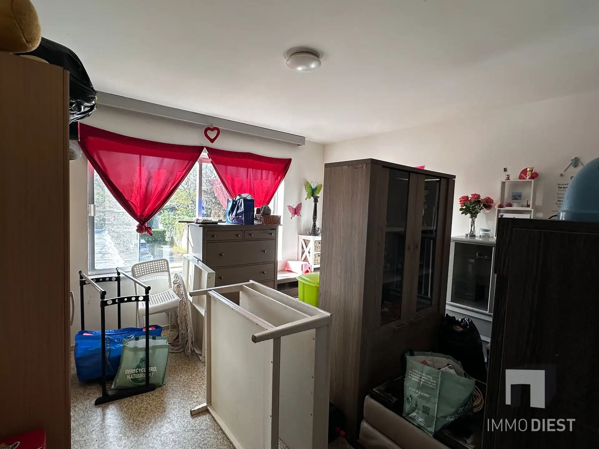 Appartement met 3 slpks, garage en kelder foto 14