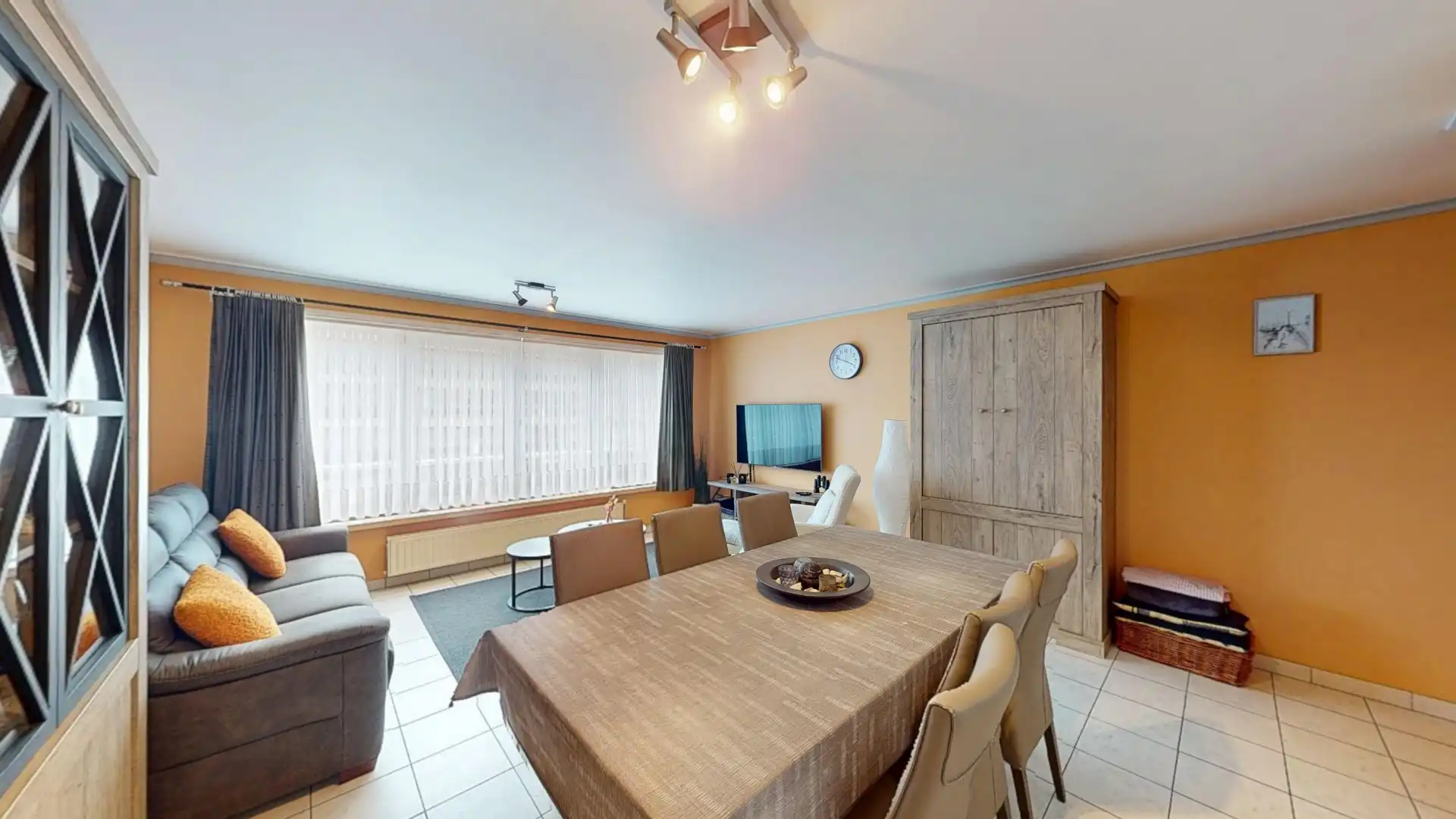 Appartement te koop foto {{pictureIndex}}