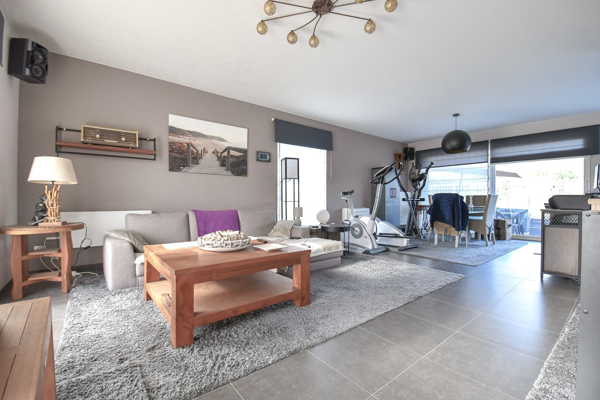 Energiezuinige gezinswoning met 4 slaapkamers en zonnige tuin in Maria-Aalter foto 5