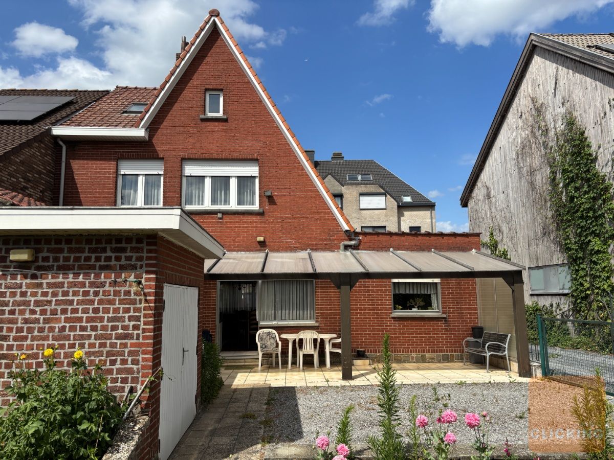 Toffe gezinswoning met heel fijne tuin foto 23