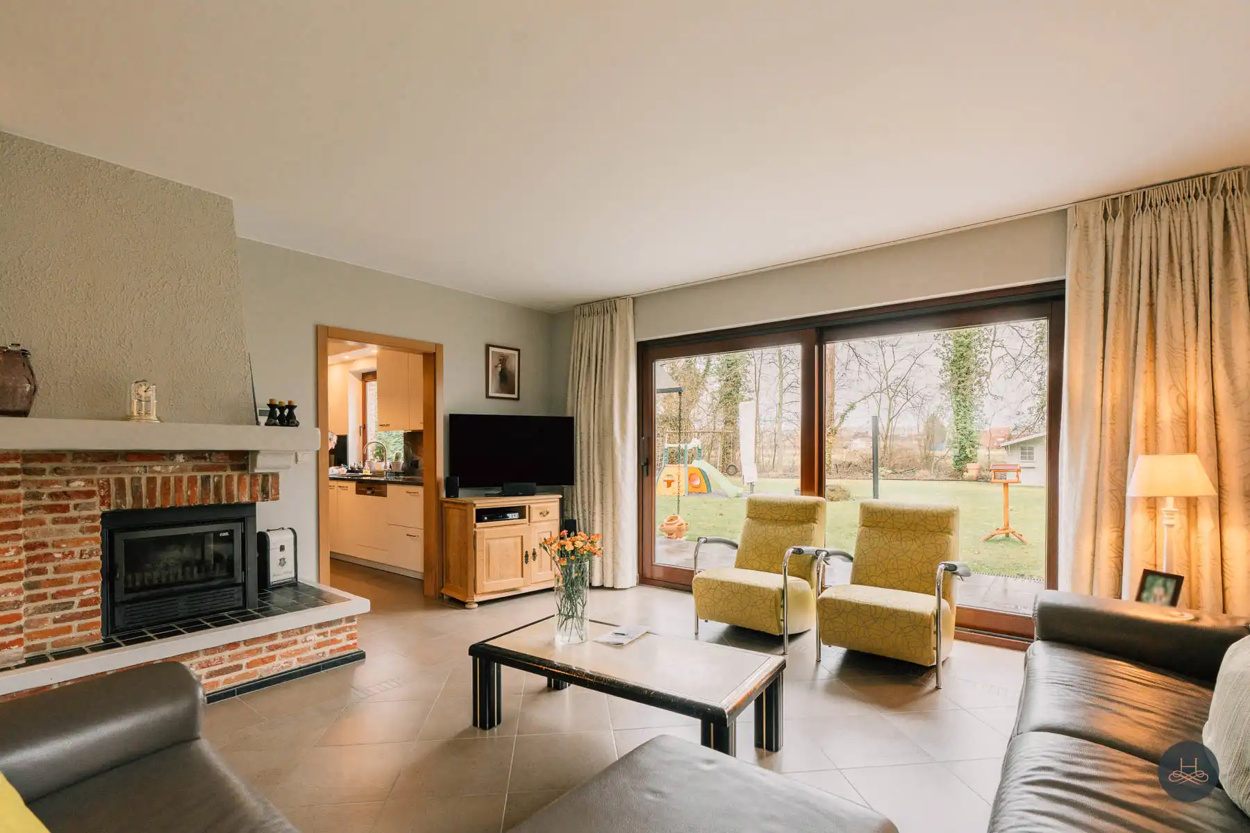 Zeer ruime gezinswoning op ontzettend rustige, groene ligging foto 5