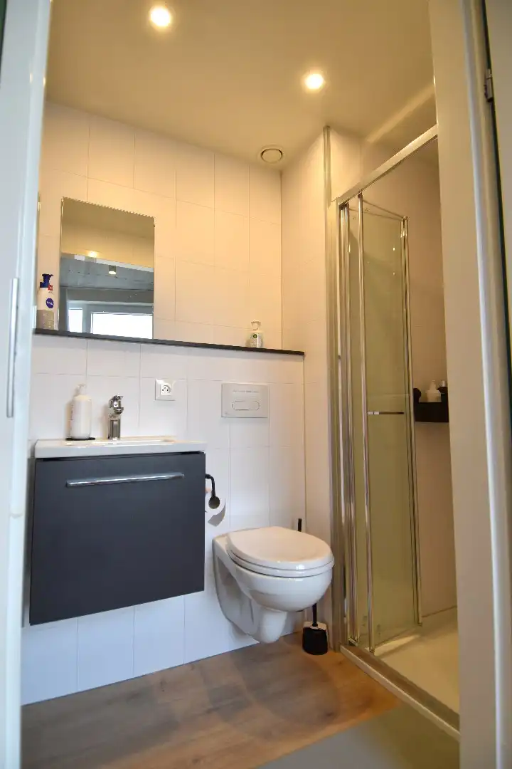 Studentenkamer (25,5 m²) te koop in "Residentie Amand 47" op het Sint-Amandsplein te Kortrijk foto 7