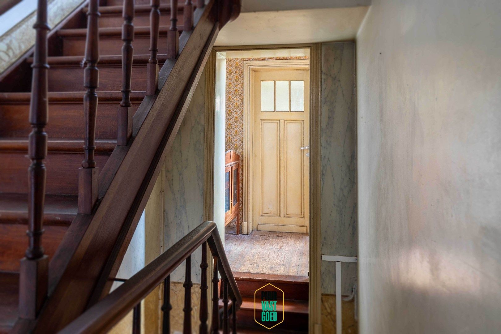 Karaktervolle burgerwoning met 5 slaapkamers en zonnige tuin, nabij de Kruispoort. foto 20