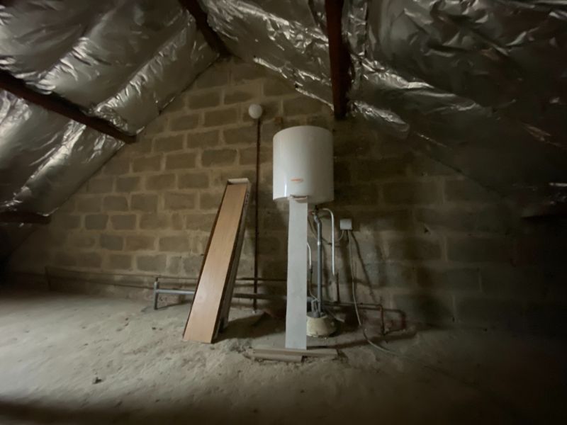 Charmante woning met garage en tuin foto 15