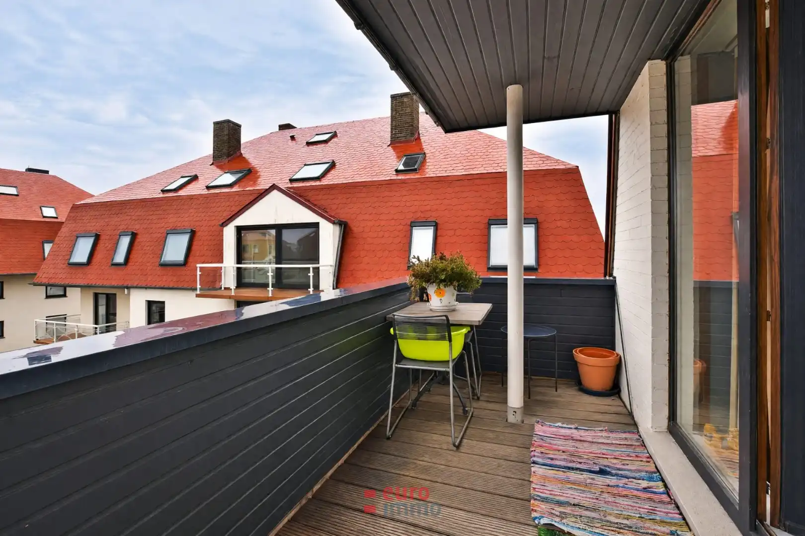 Zéér rustig gelegen appartement met 2 slaapkamers in een topdomein! foto 3