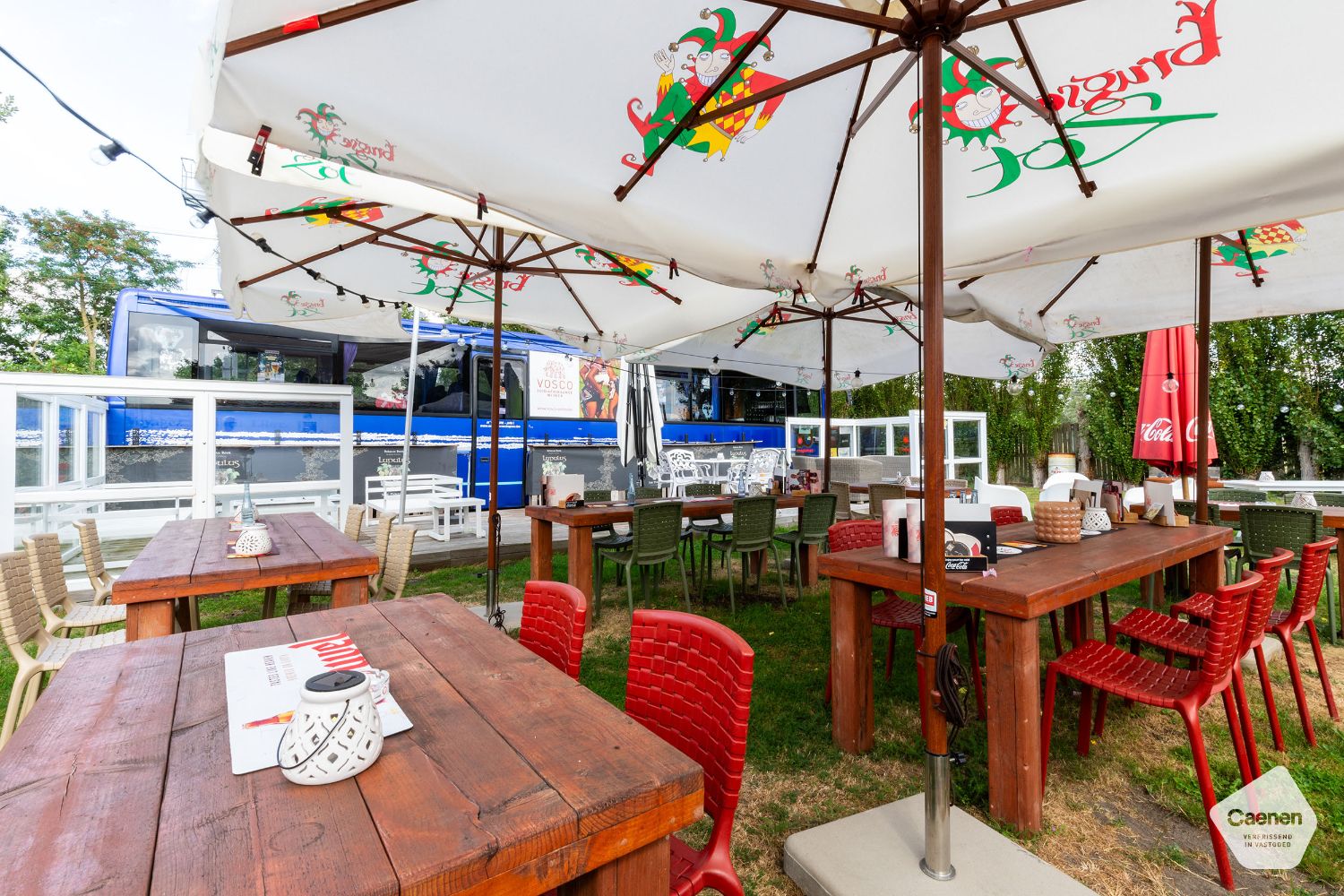 BRUISENDE ZOMERBAR / PASSAGE VELO met woonst op MAGNIFIEKE LOCATIE foto 2