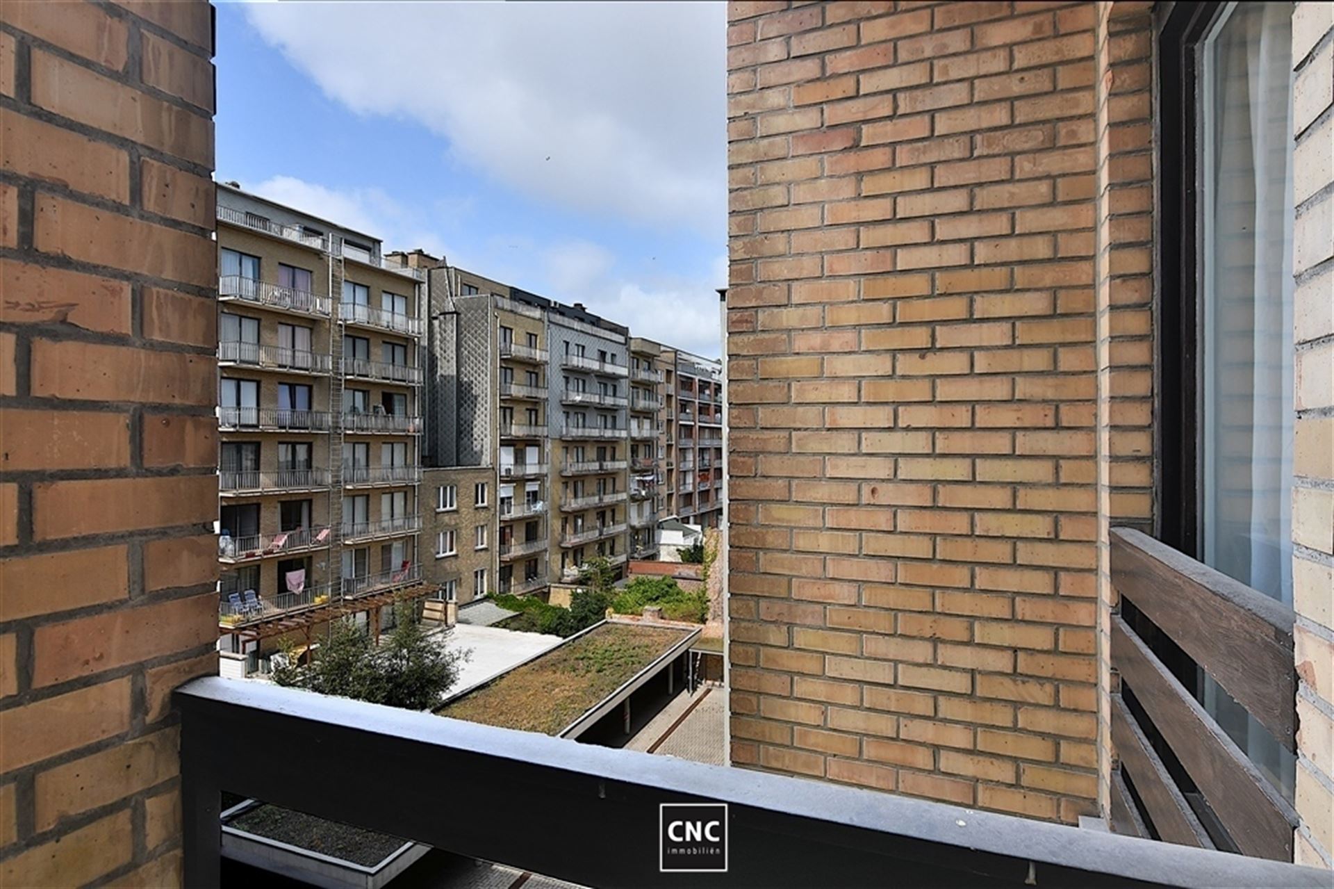 Zeer goed gelegen appartement vlak aan het strand in Zeebrugge. Het appartement heeft een PRACHTIG ZICHT over het duinengebied "De fonteintjes" en geniet van het rustgevende zeezicht. foto 10