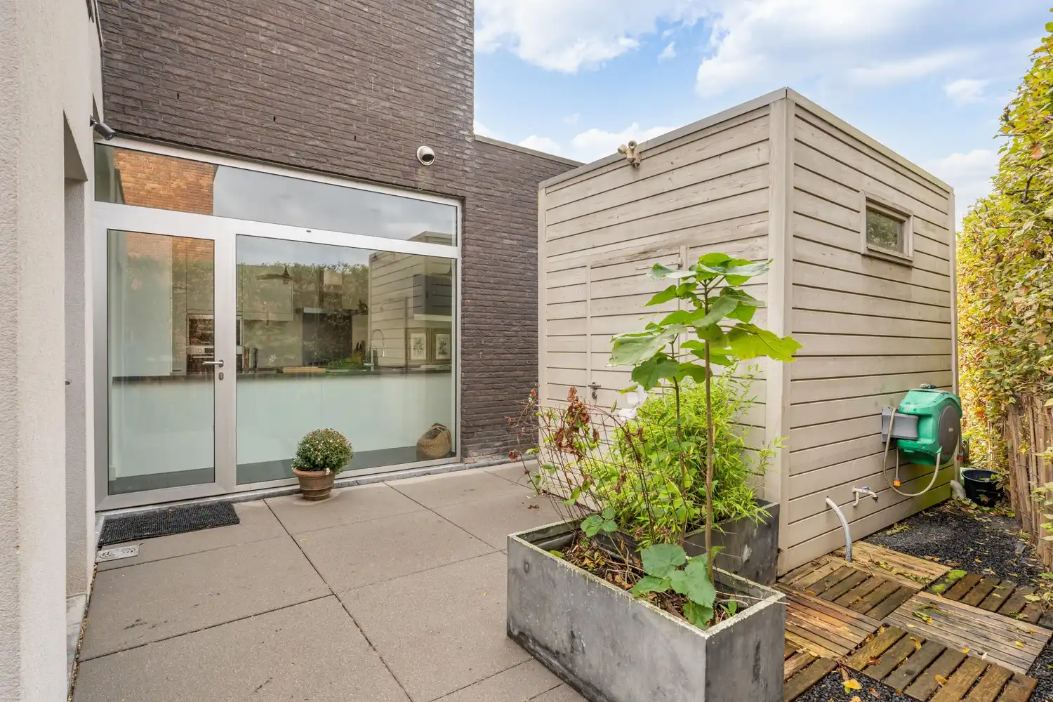 Gerenoveerde en lichtrijke halfopen bebouwing met 3 ruime slaapkamers, een garage, een oprit en een tuin grenzend aan agrarisch gebied te Herent! foto 7
