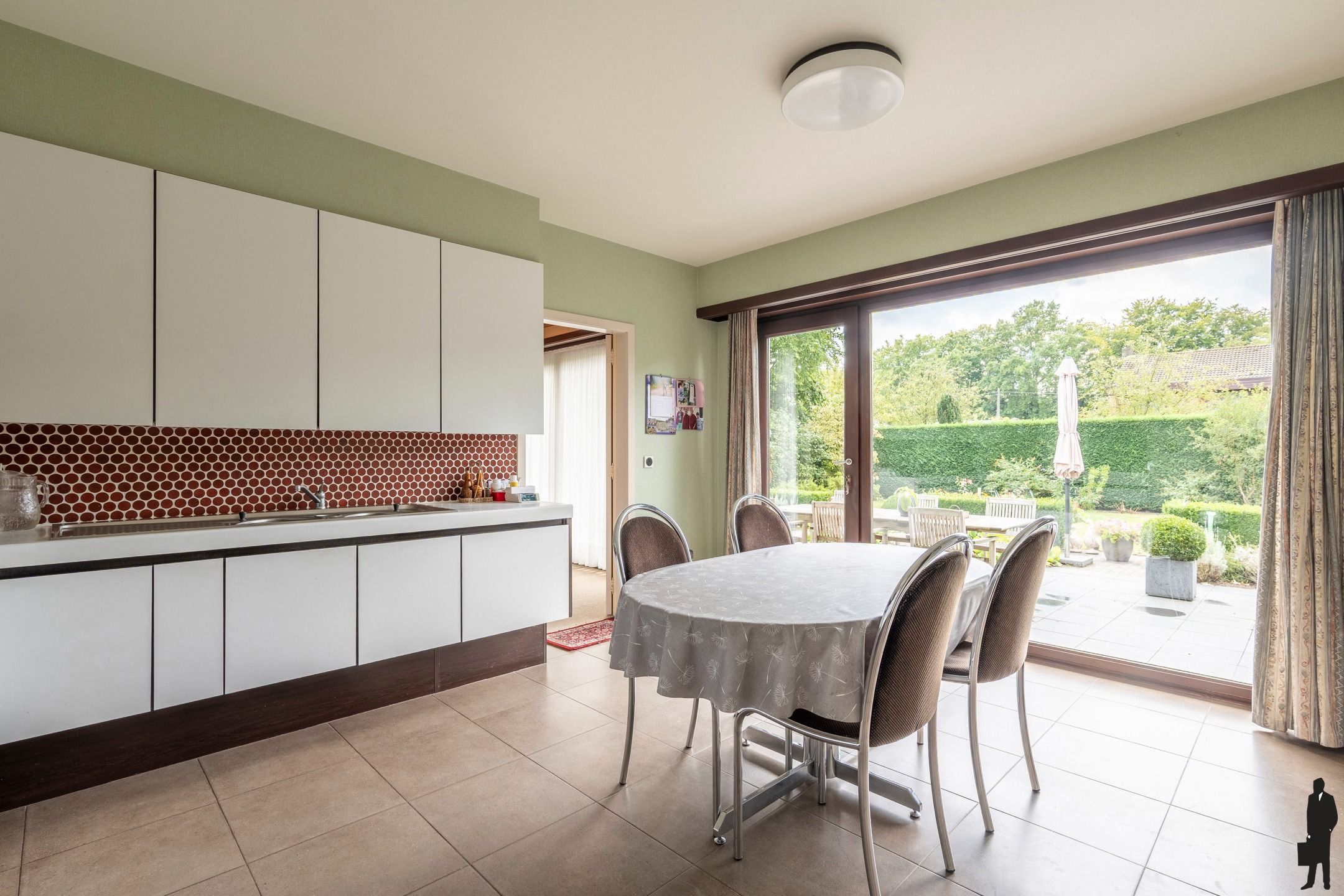 Te renoveren laagbouwwoning op royaal perceel in groene en rustige buurt van Oostmalle foto 17