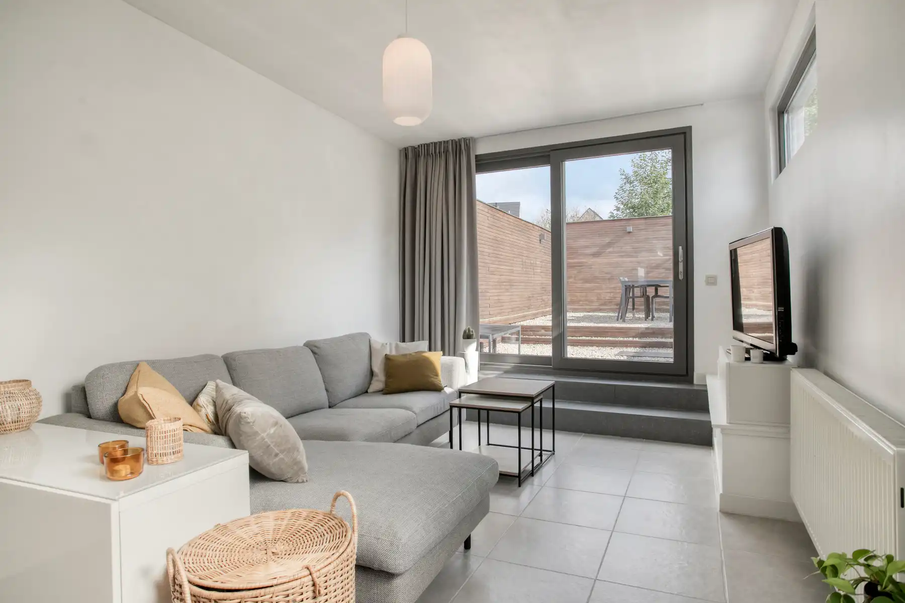HOB met 3 slaapkamers en aangename tuin/terras foto 4