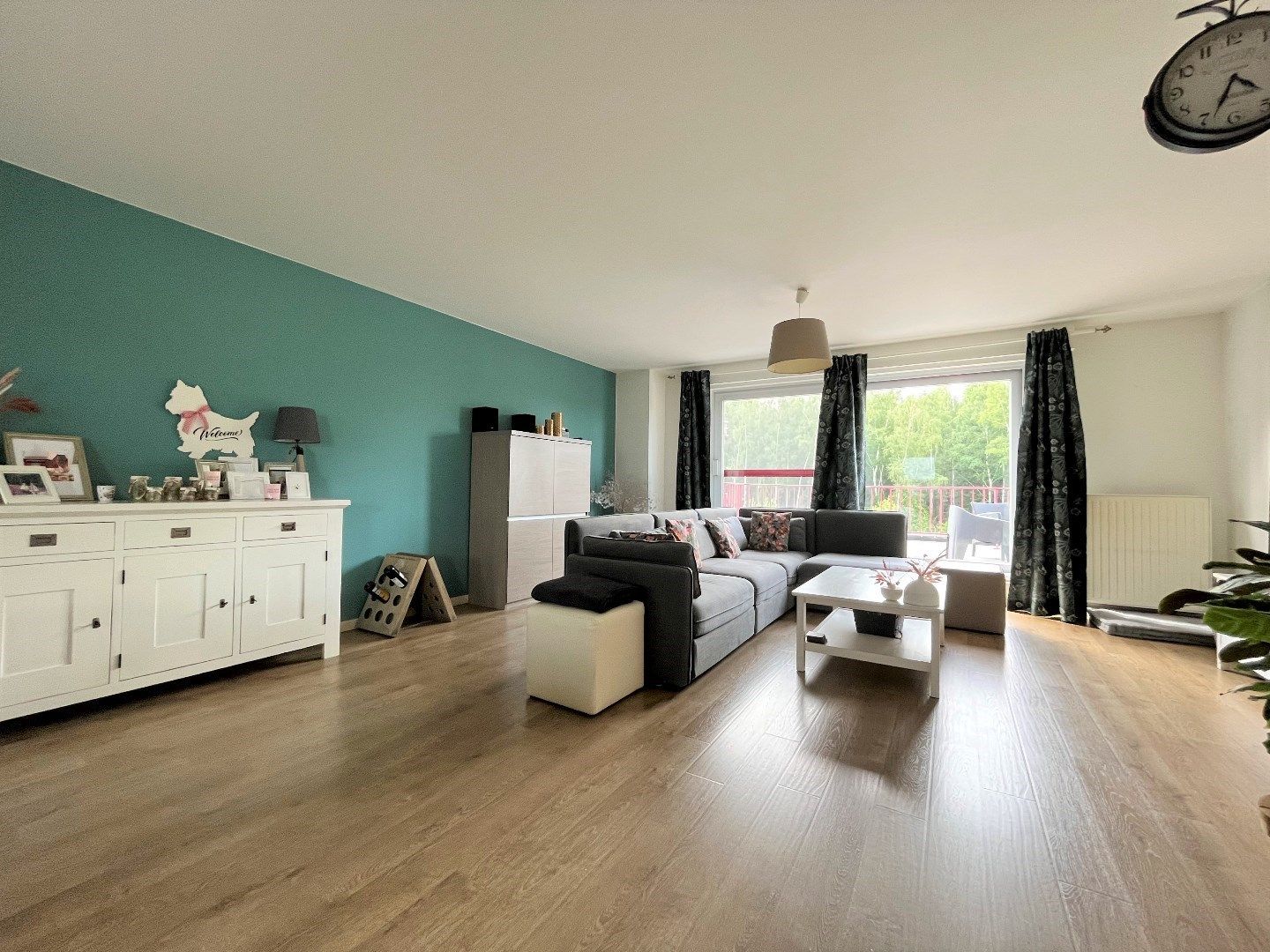 Riant dakappartement met terras en garage foto 4