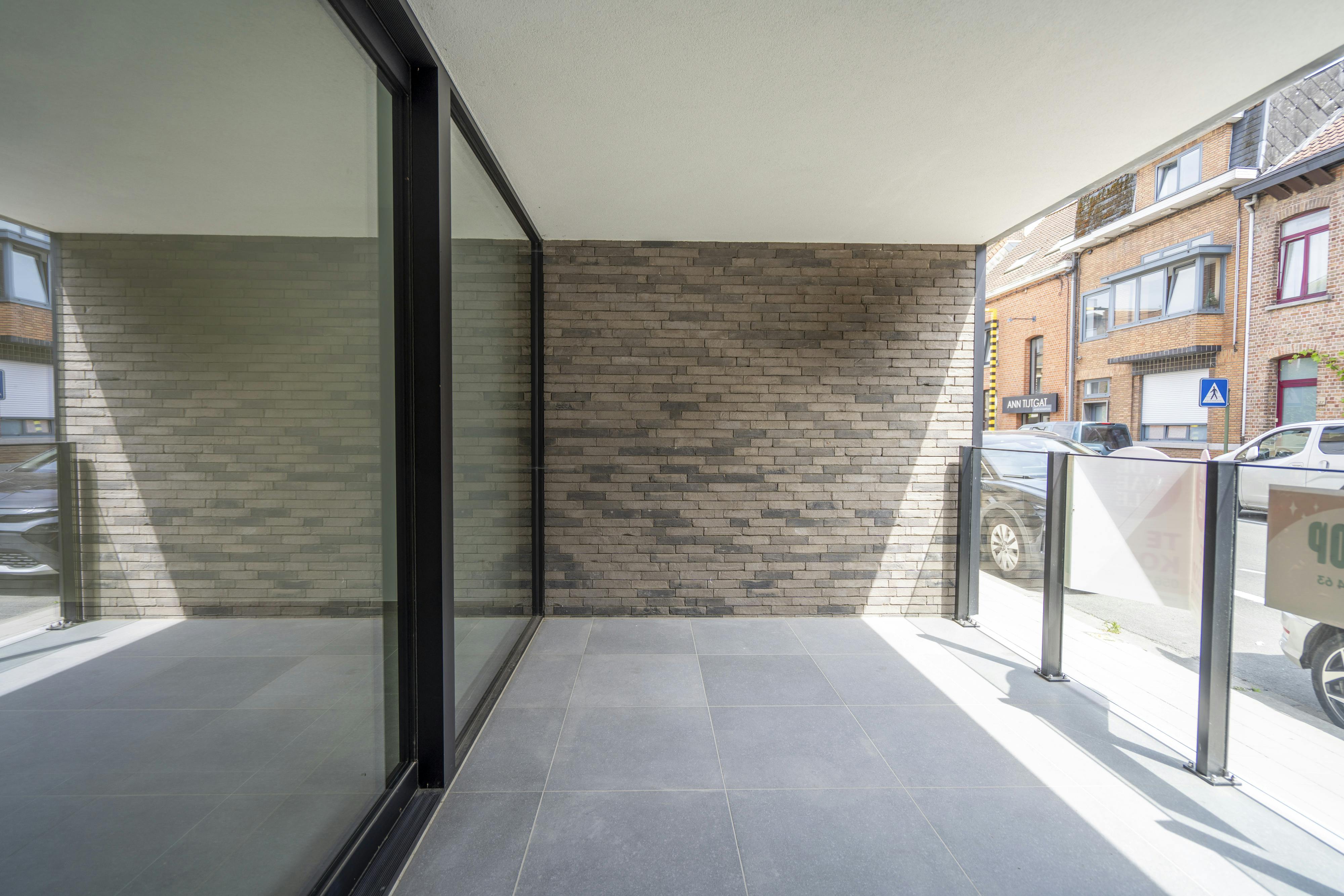 Nieuw en energiezuinig 2-slaapkamerappartement te koop te Wevelgem foto 4