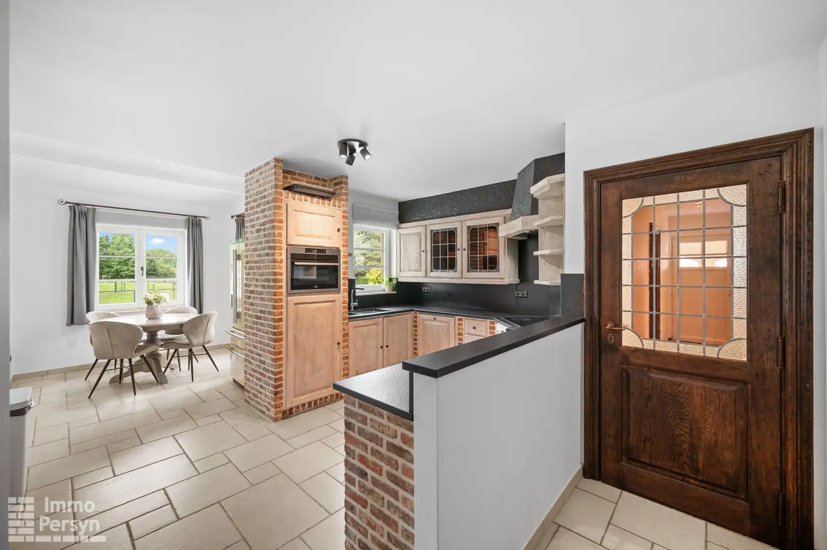 Charmante instapklare villa met groen uitzicht foto 31