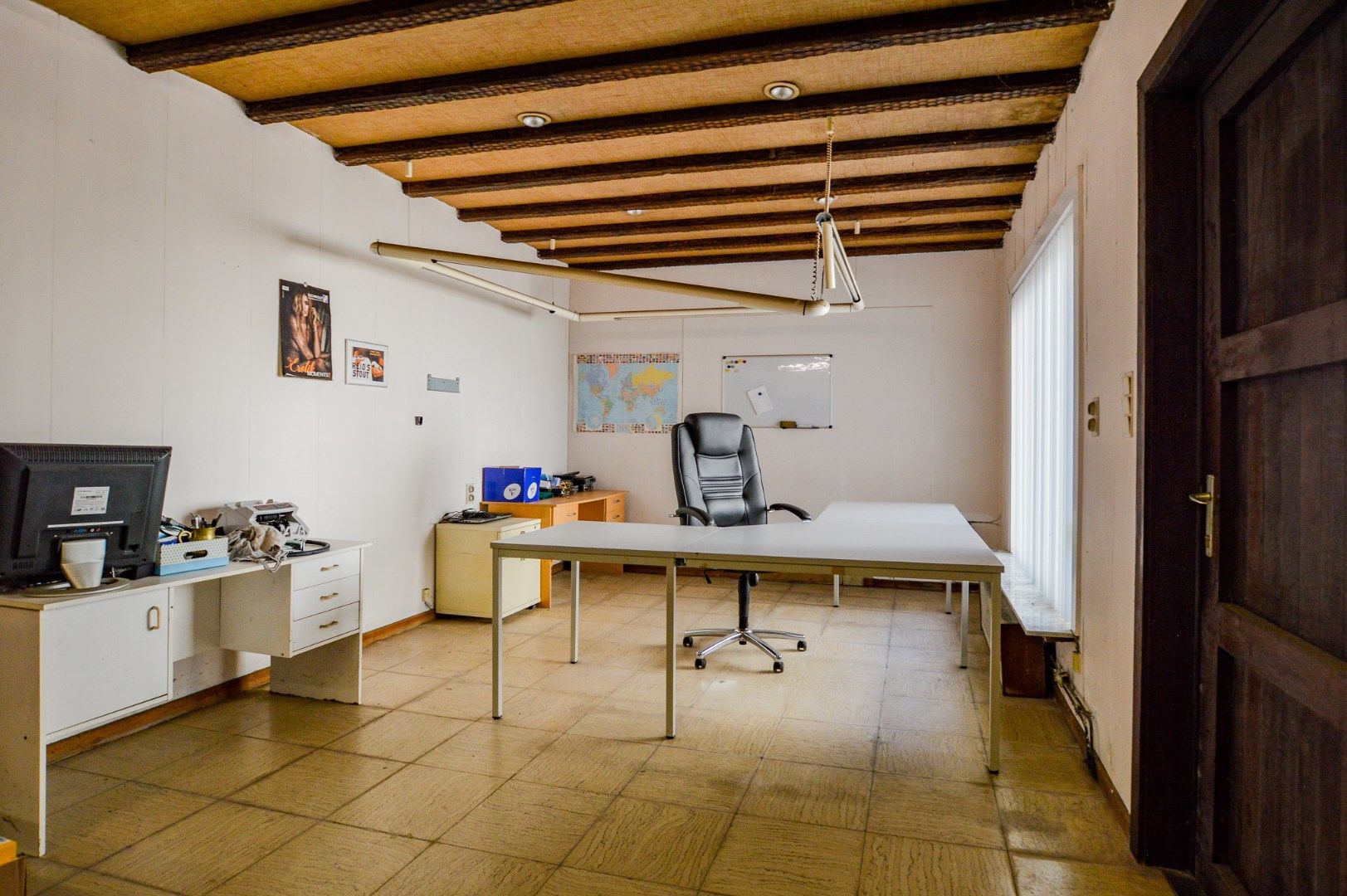 Ruime woning met loods op 2.535 m² in landelijke omgeving te Eernegem foto 15