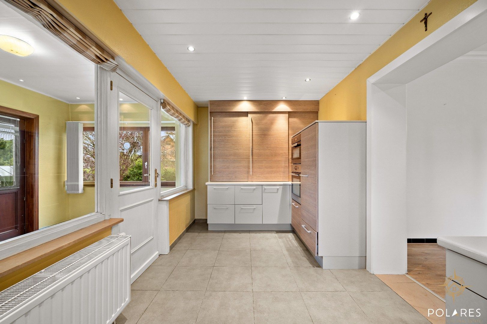 Open bebouwing met veel tuin foto 9