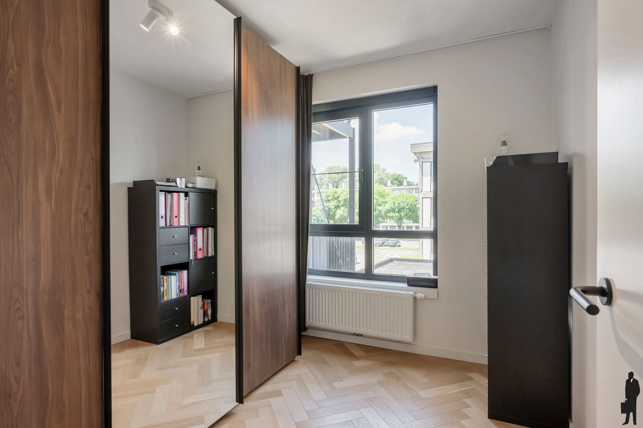 Energiezuinig, volledig gerenoveerd appartement met zonnig terras te Deurne-Zuid! foto 10