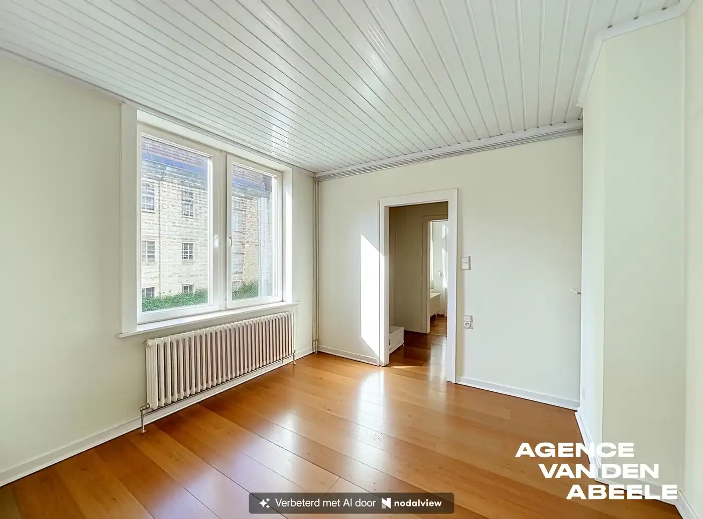 Centraal gelegen woning met 4 slaapkamers en riante tuin  foto 13