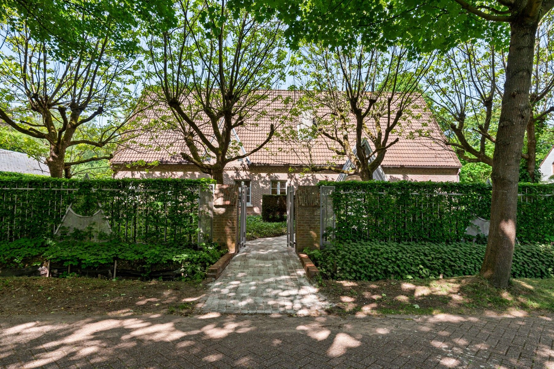 Ruime villa op toplocatie foto 26