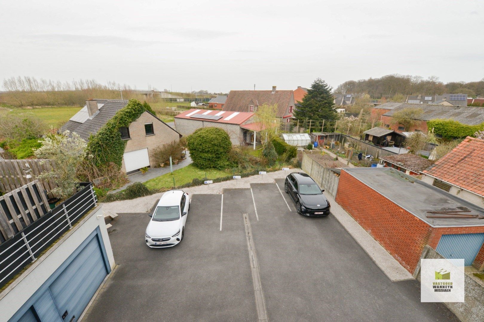 Centraal gelegen 2 slpk appartement met 2 terrassen en bovengrondse staanplaats foto 12