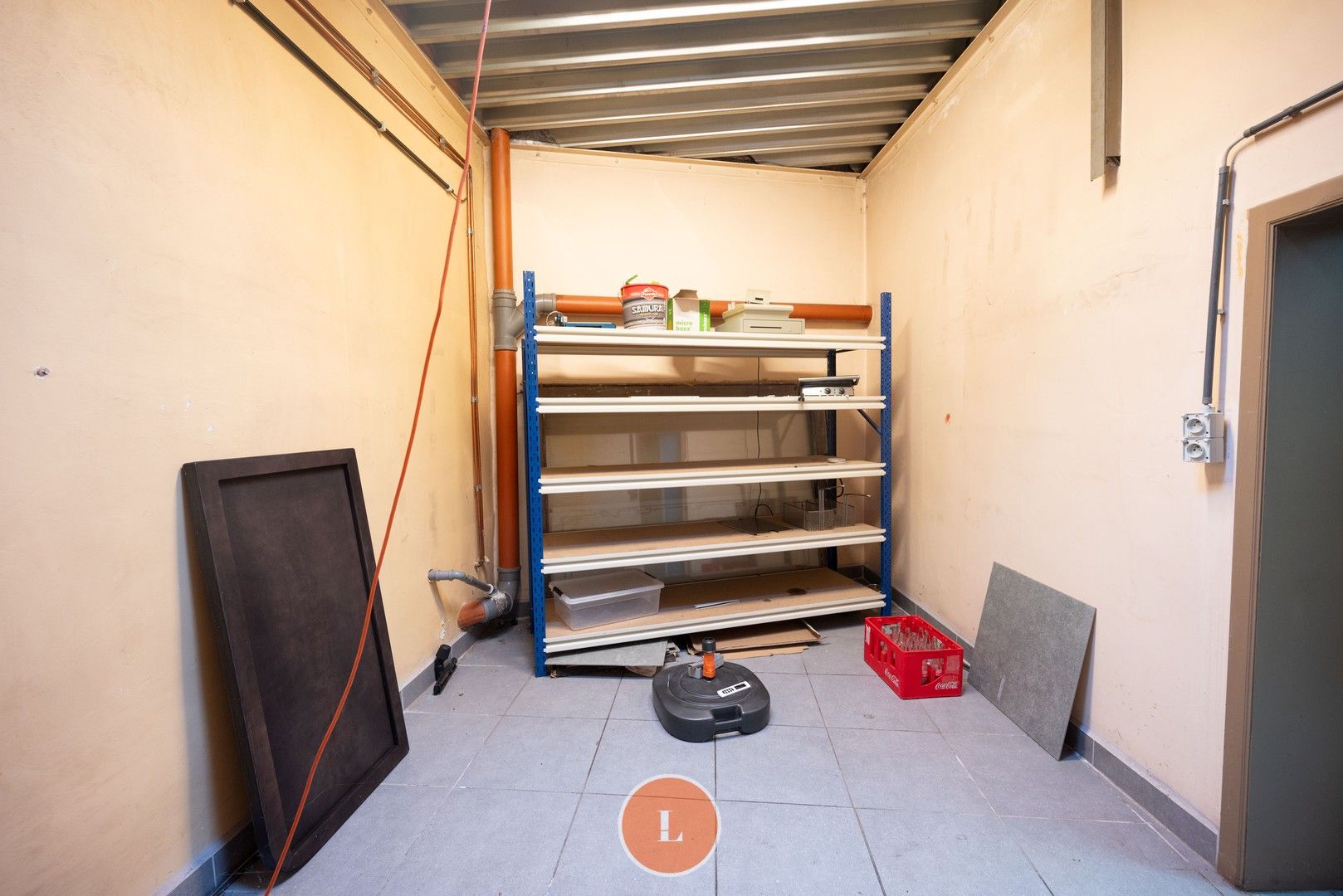 Centraal gelegen pand voor gemengd gebruik foto 9