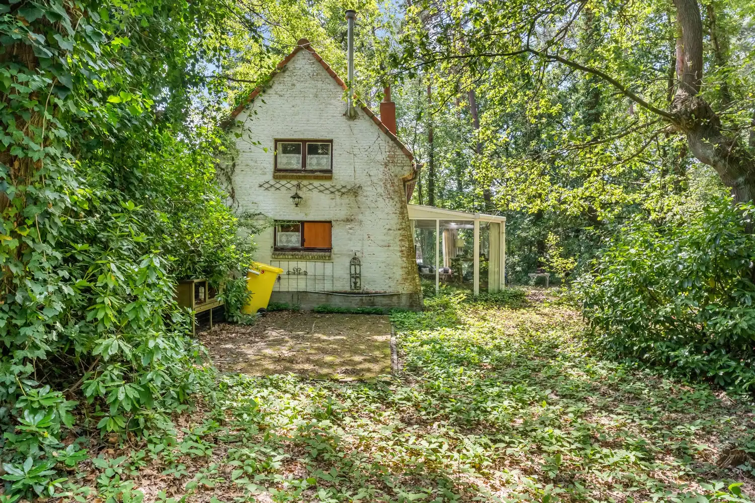 Unieke boswoning op een prachtig groen perceel van 1.454 m² foto 24