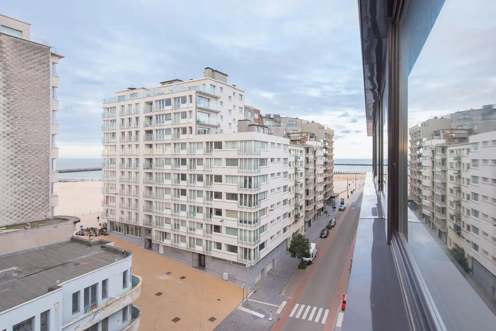 Gerenoveerd 2 slpk appartement op een ideale ligging in hartje centrum foto 4