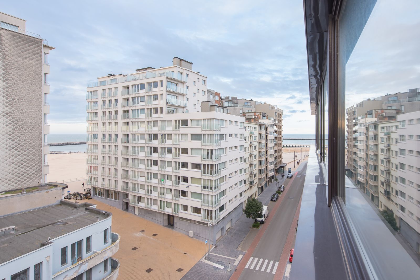 Gerenoveerd 2 slpk appartement op een ideale ligging in hartje centrum foto 4