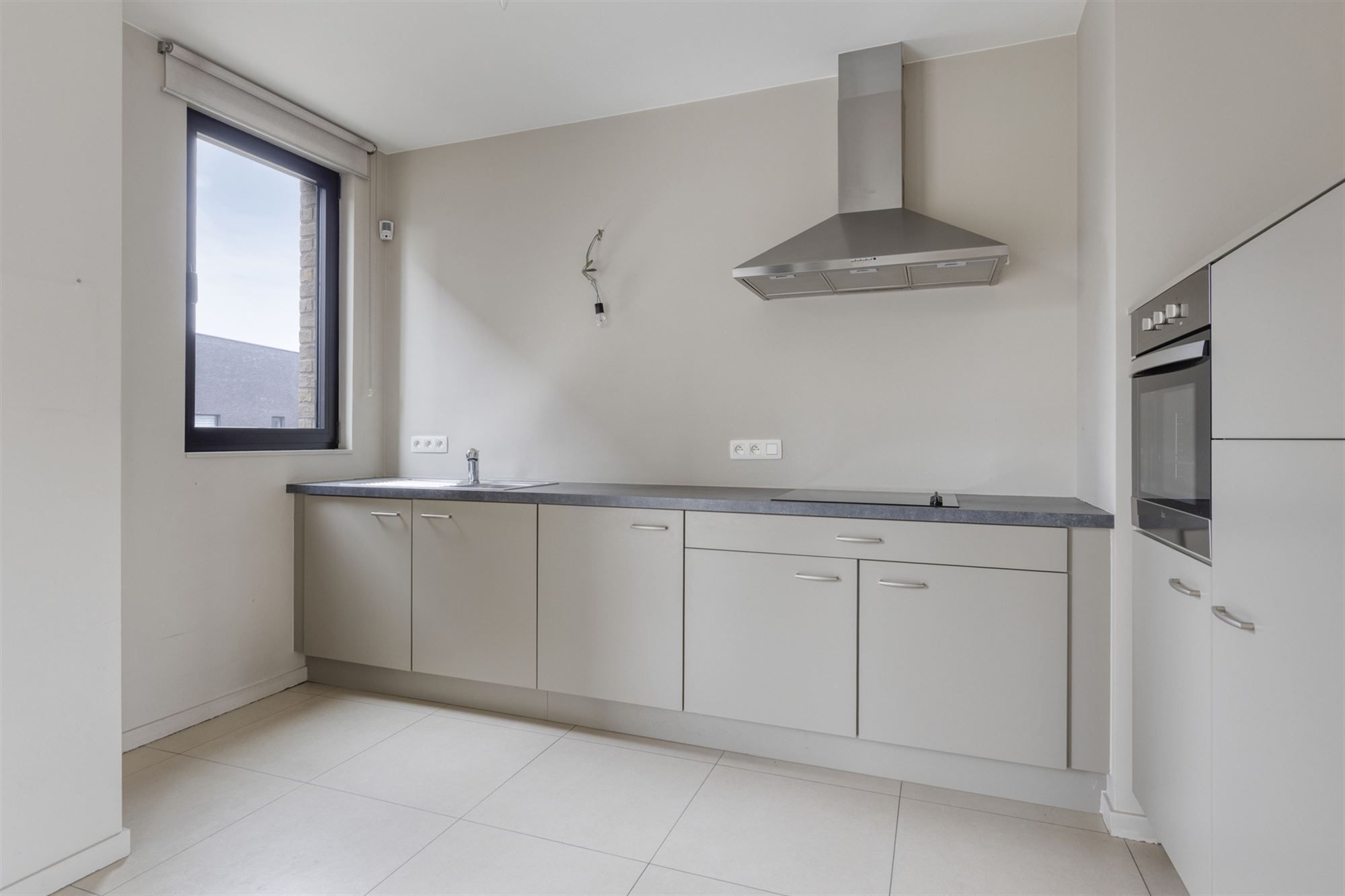 Instapklaar appartement met 2 terrassen foto 5