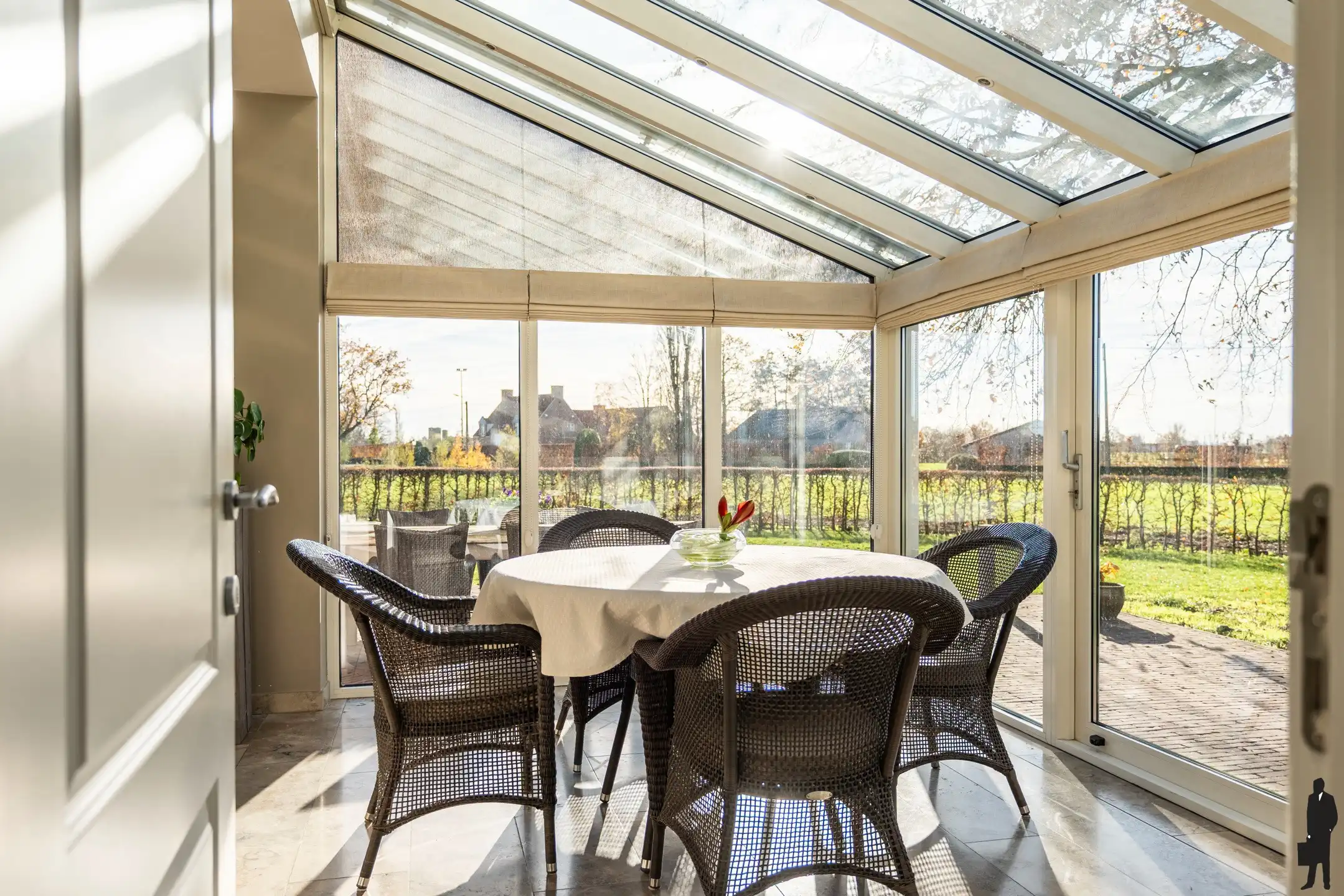 Landelijk gelegen woning in Minderhout op ca 9.000 m² grond foto 30