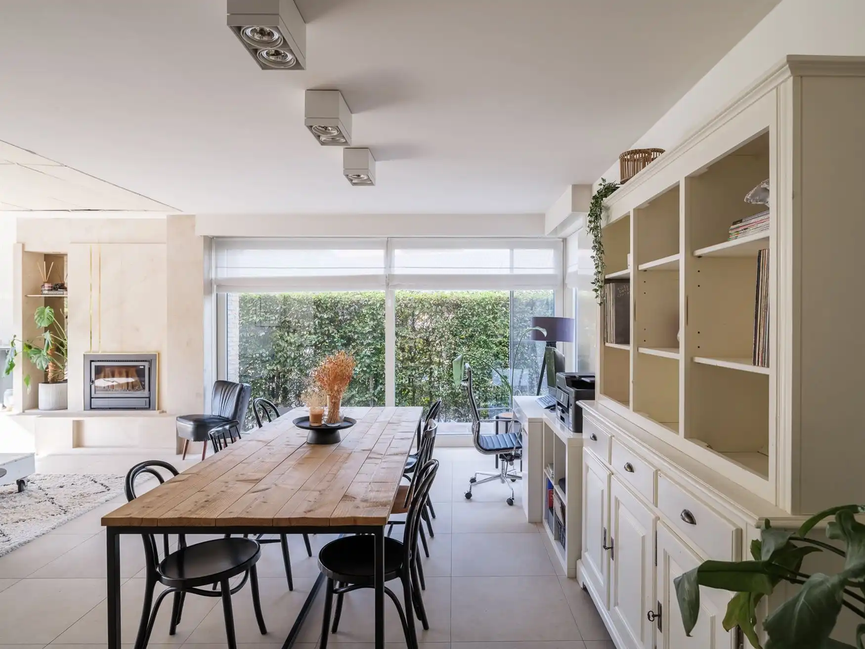Gezinswoning van 291 m² in geliefde buurt foto 4