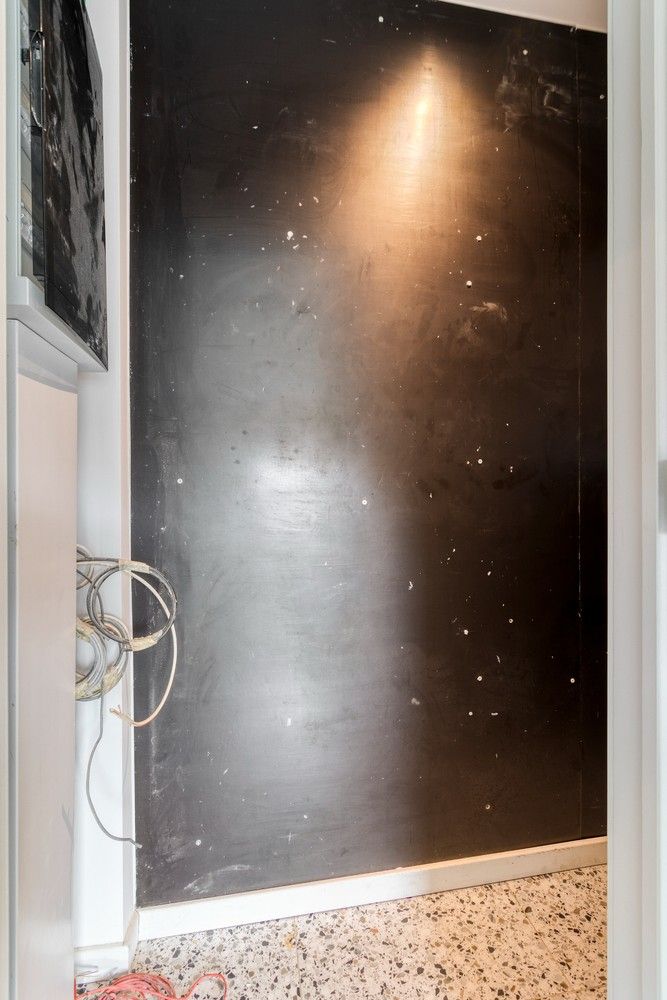 Recent gerenoveerd zonnig twee slaapkamer dakappartement foto 14