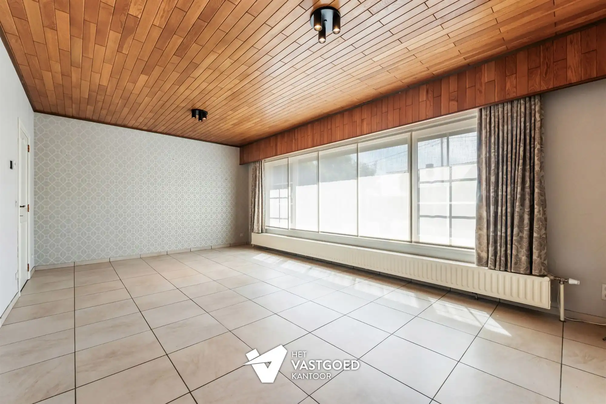 INSTAPKLARE GELIJKVLOERSE WONING OP RUSTIGE LIGGING foto 3