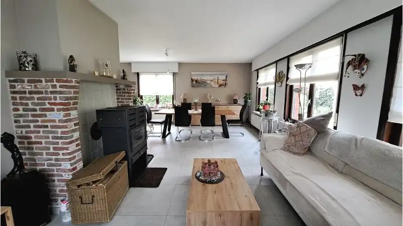 Gerenoveerde vrijstaande woning met Garage en Tuin te huur in Oedelem ( Beernem ) foto 4