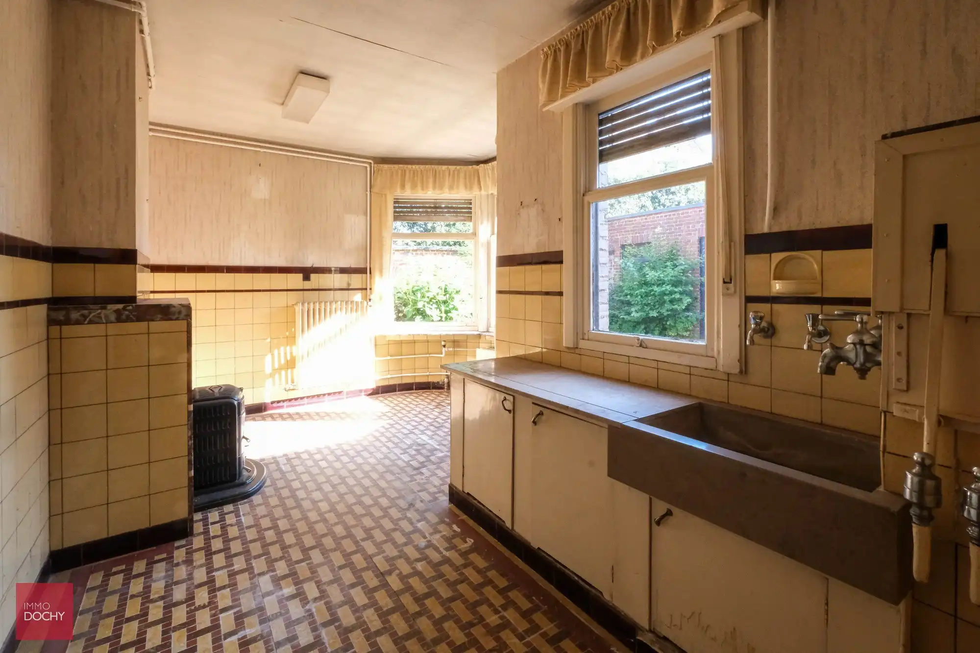 Zeer ruim burgerhuis (voormalige dokterswoning) geschikt voor bvb co-housing foto 16