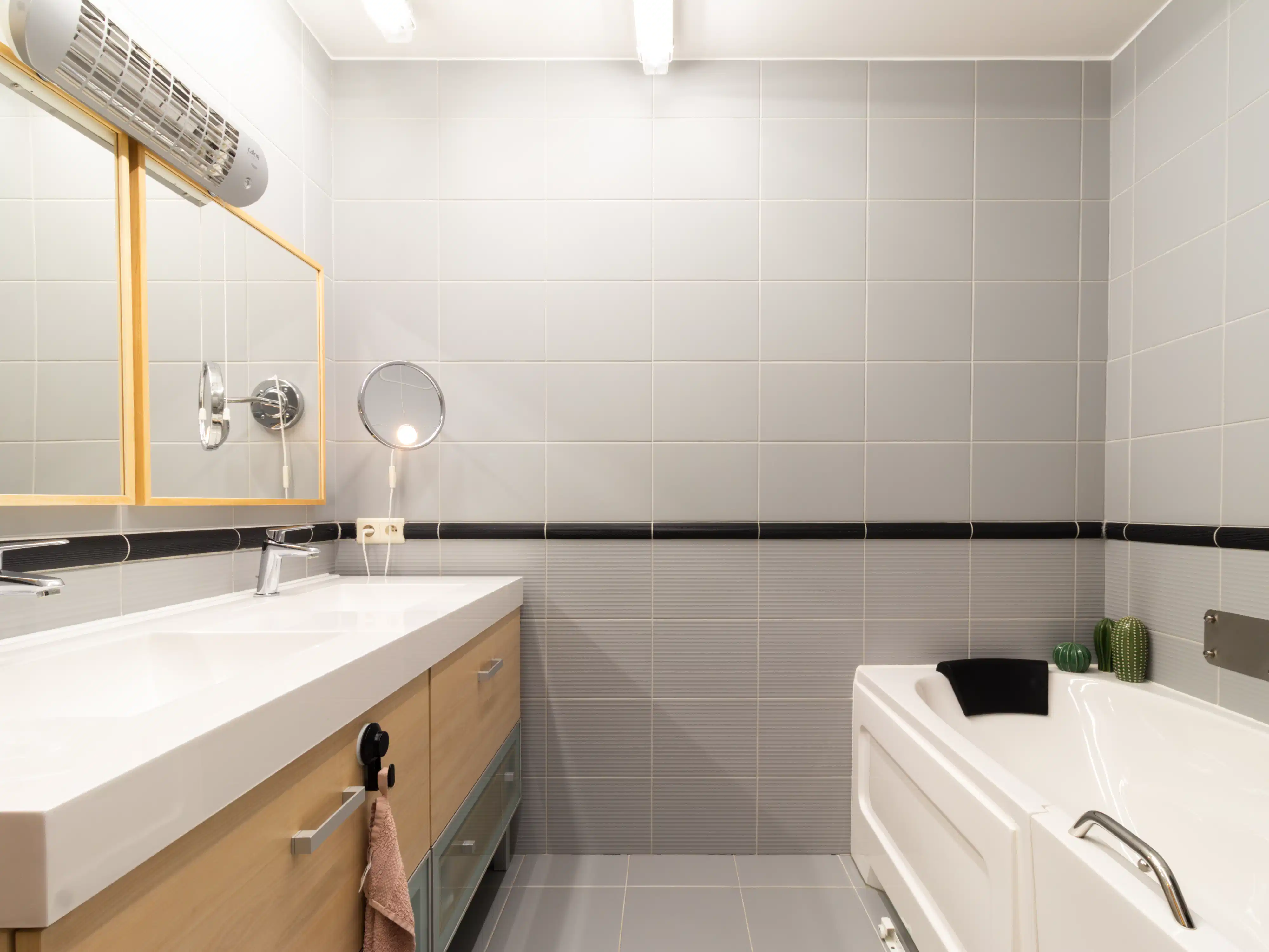 Ruim duplexappartement met garagebox en tuin foto 15