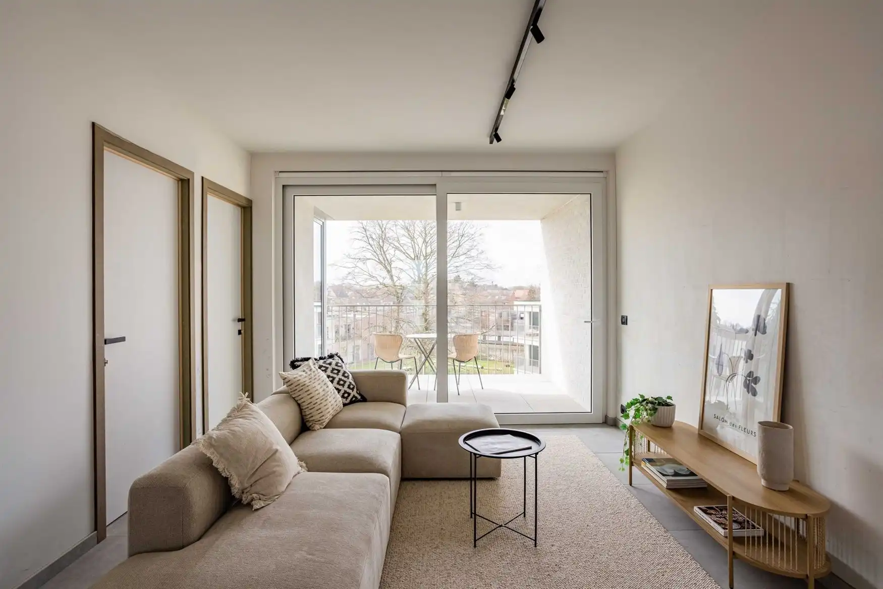 Instapklaar penthouse met terras aan Louisapark in Eeklo foto 3