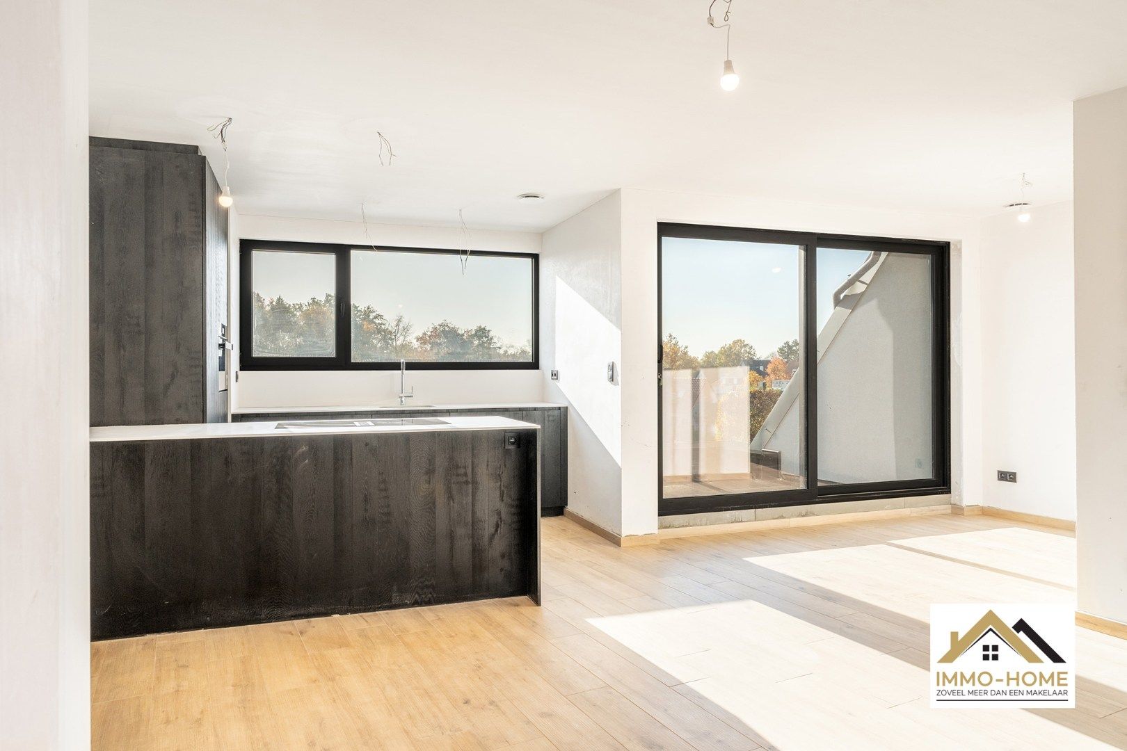 Nieuwbouw energiezuinig appartement met  4 slaapkamers! foto 4