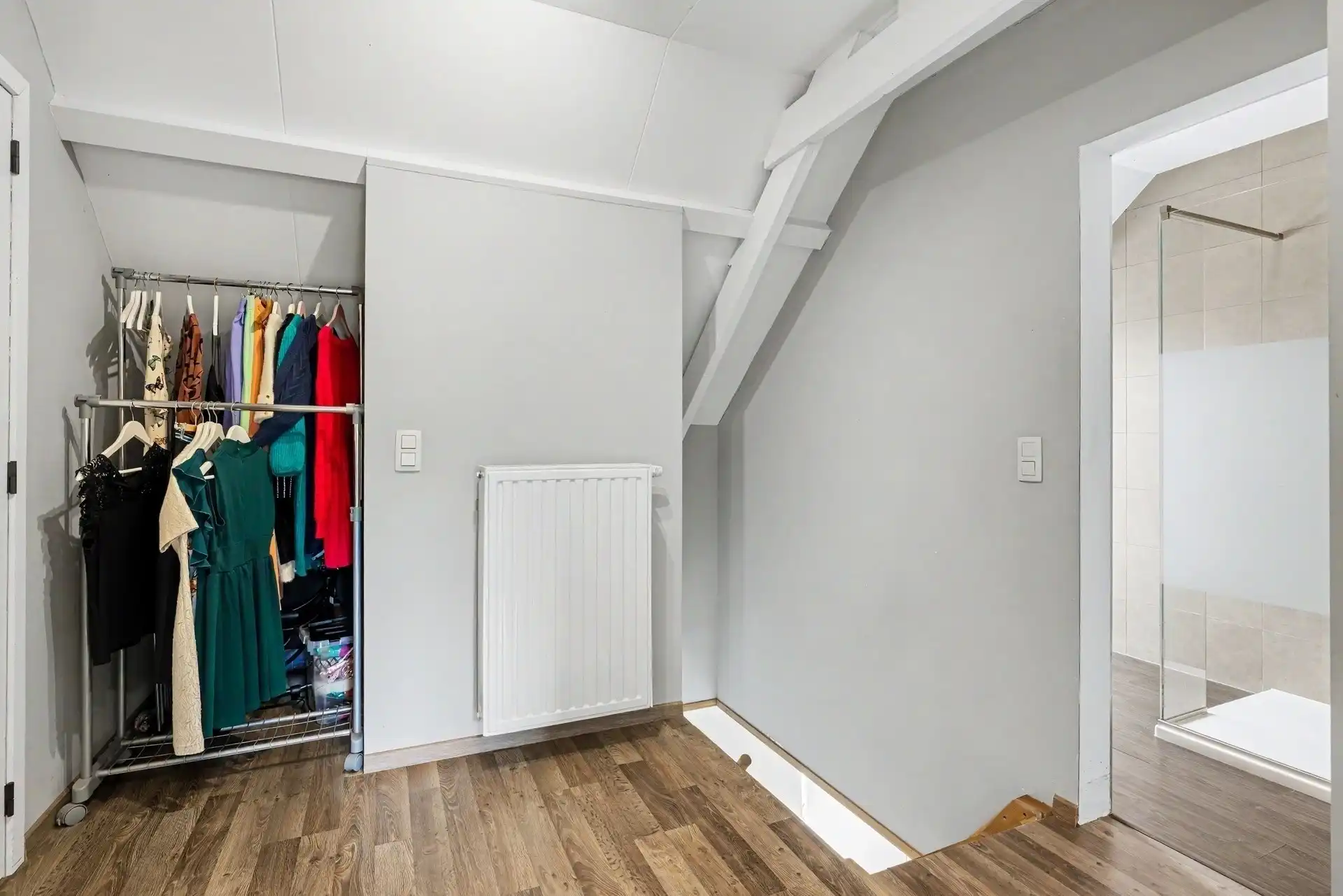 Instapklare woning met 2 slaapkamers en garage vlak bij het centrum van Stekene foto 19