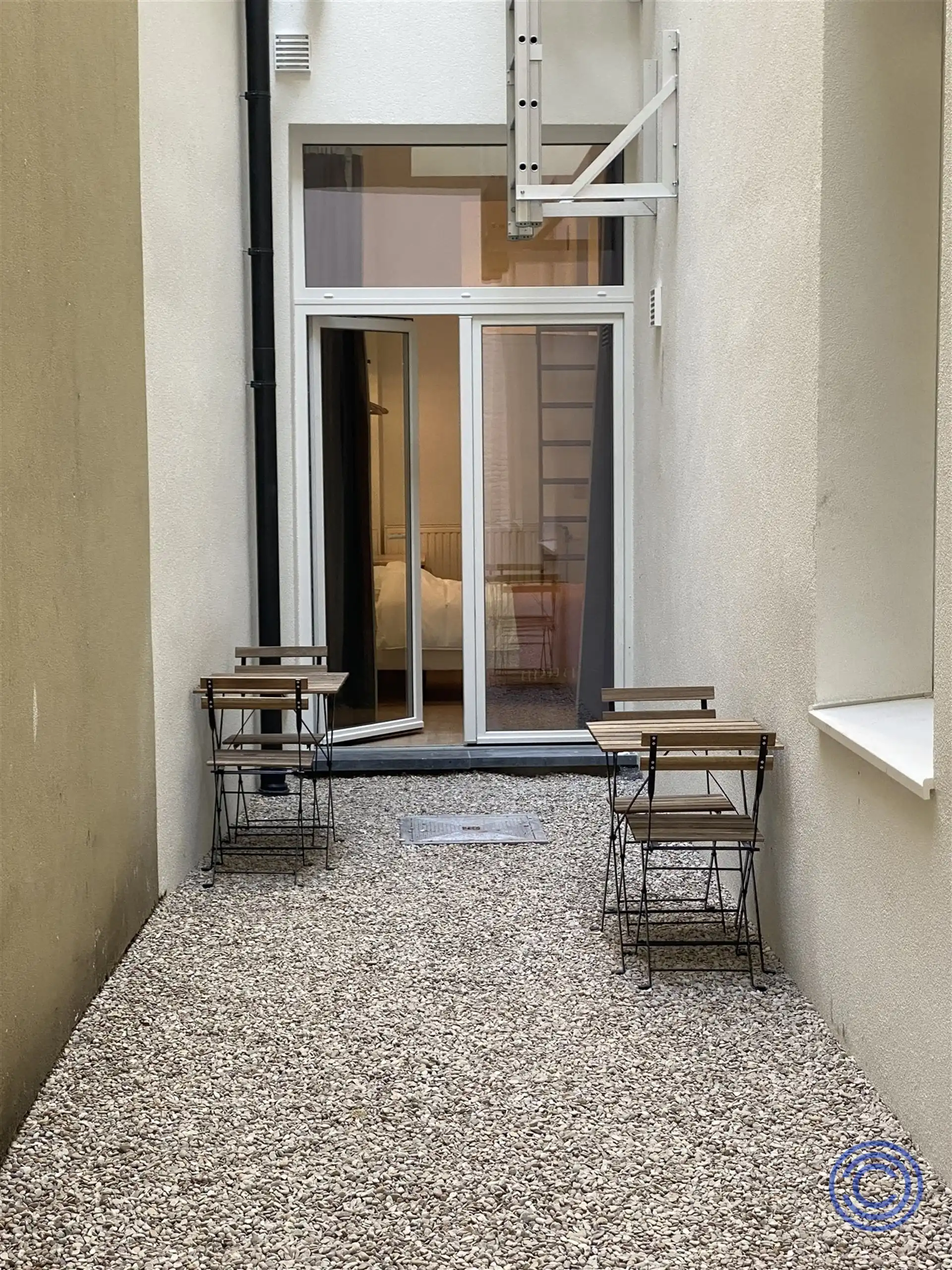 14 gerenoveerde wooneenheden op centrale ligging! foto 5