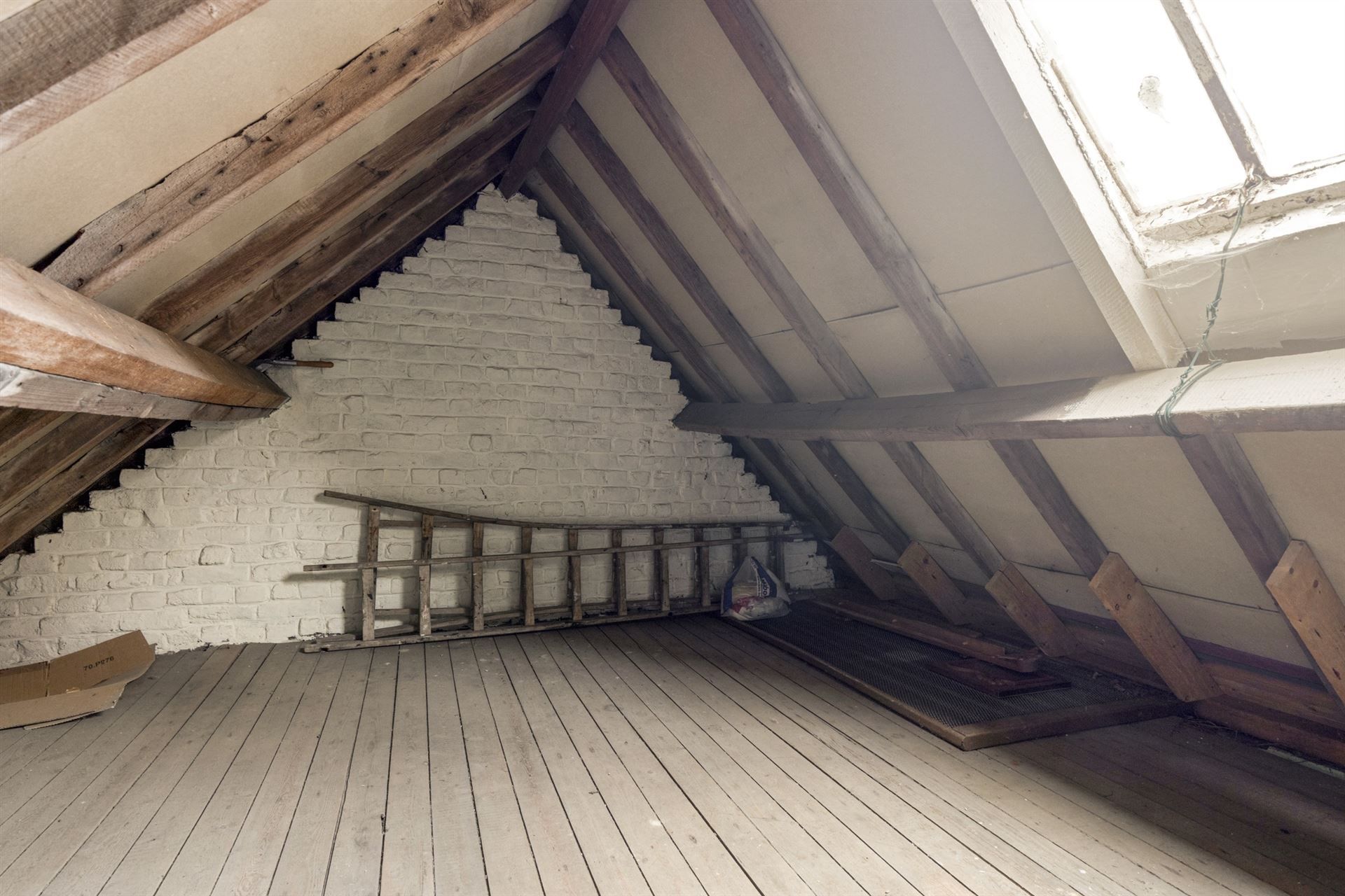 Verzorgde rijwoning, goed bereikbaar. foto 16