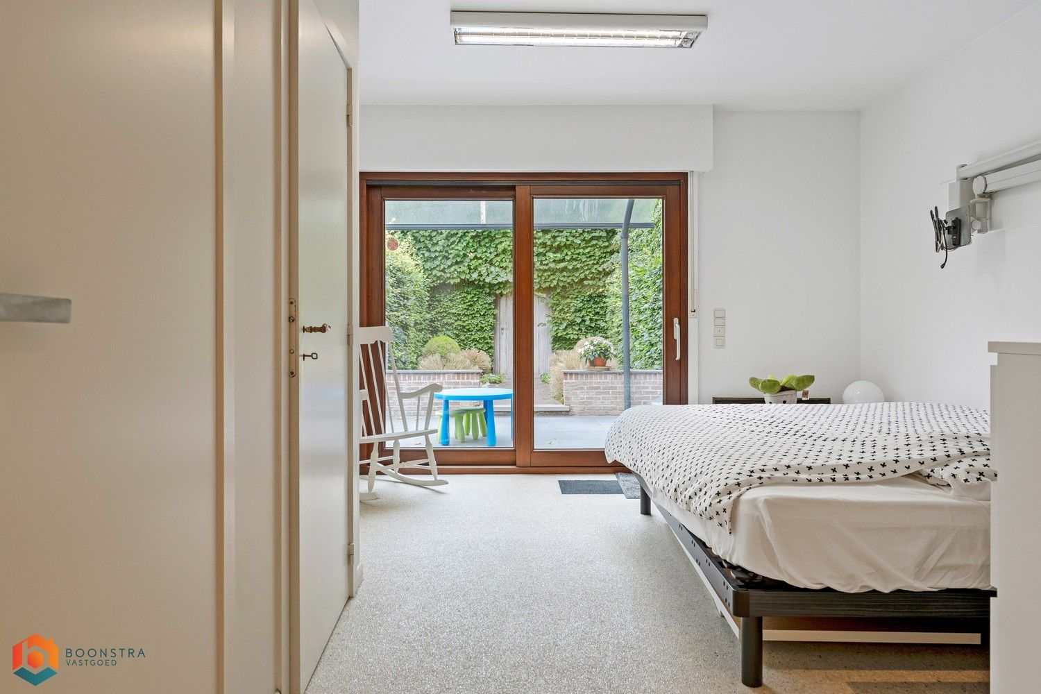 Ruime woning met dubbele praktijkruimte te Boom foto 22