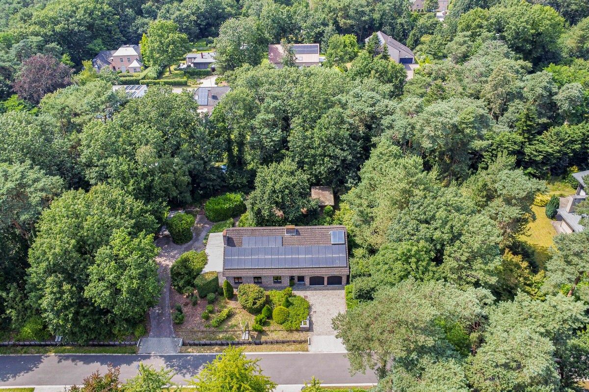 Rustig en residentieel gelegen woning met mogelijkheden op een mooi perceel van 1.317 m². foto 32