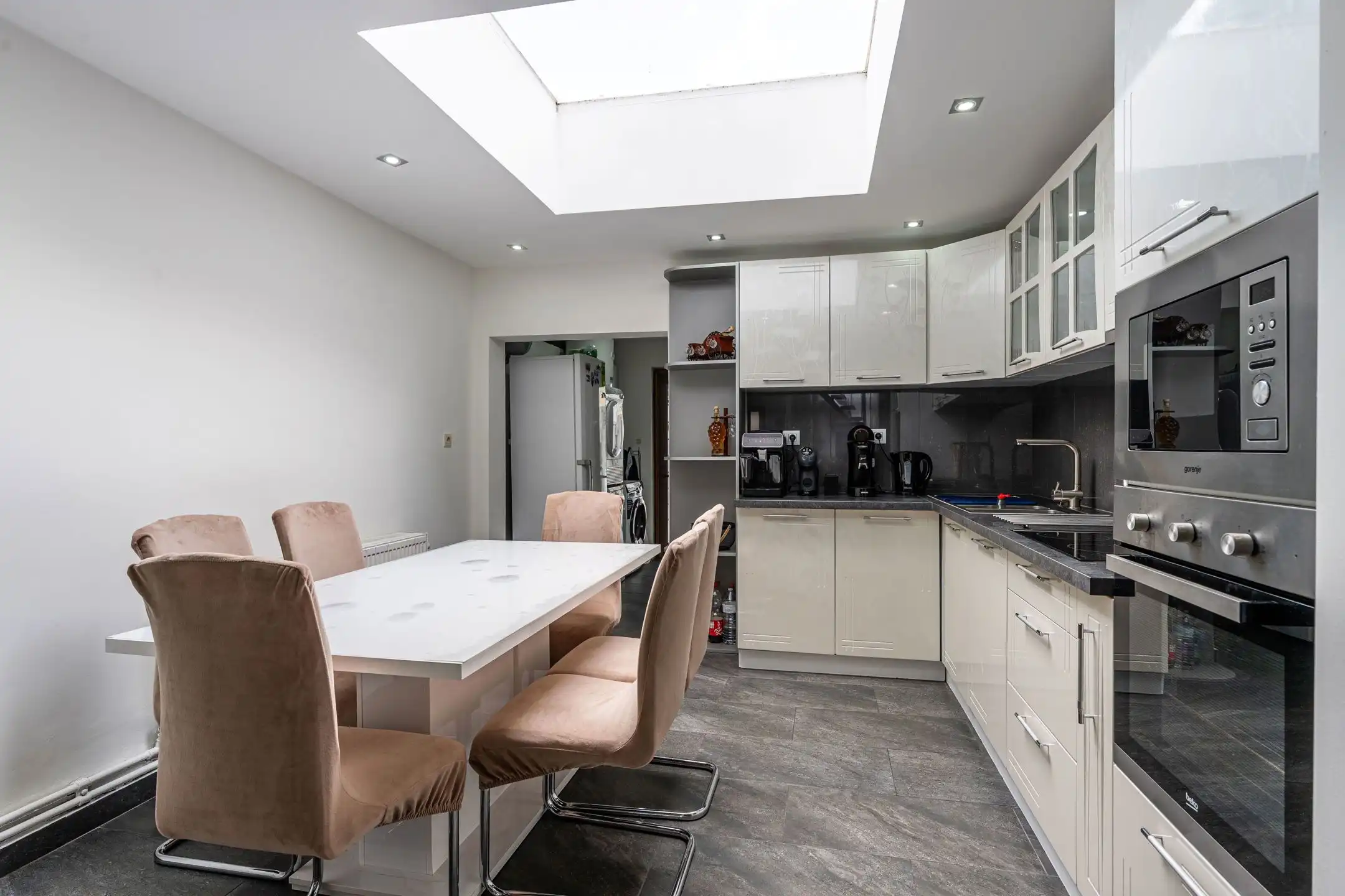 Instapklare woning op toplocatie in Gent.  foto 6