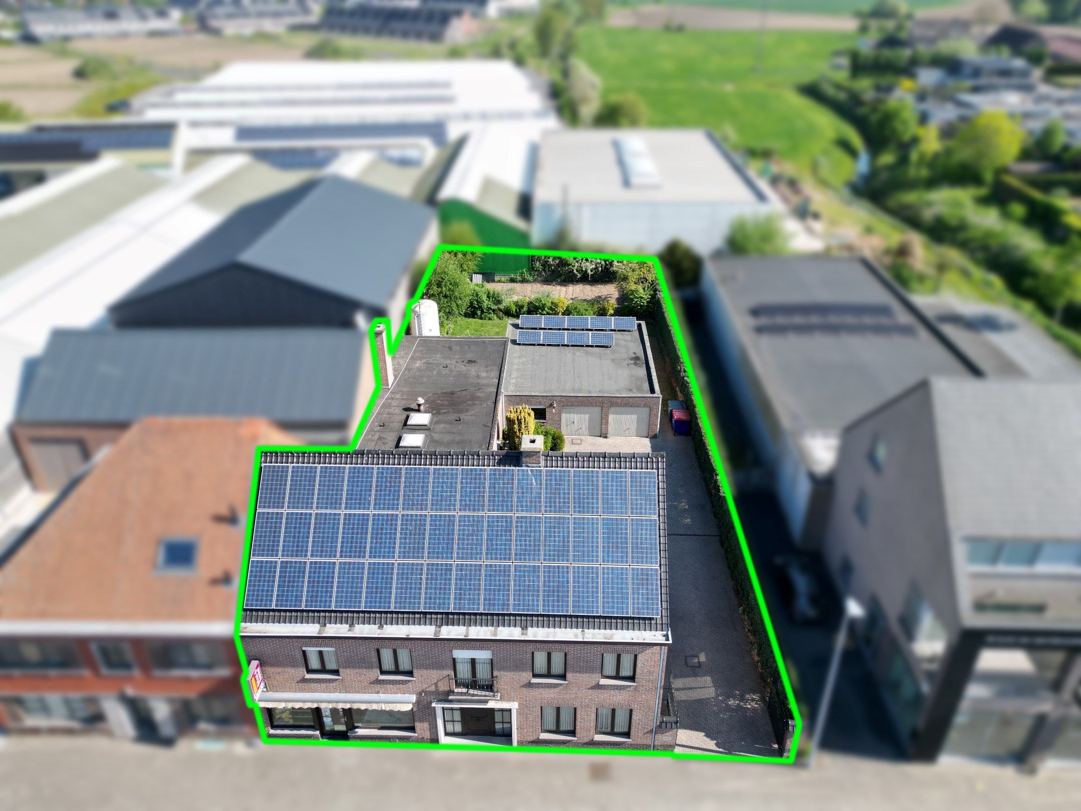 POLYVALENTE EIGENDOM OP 978 M² foto 30