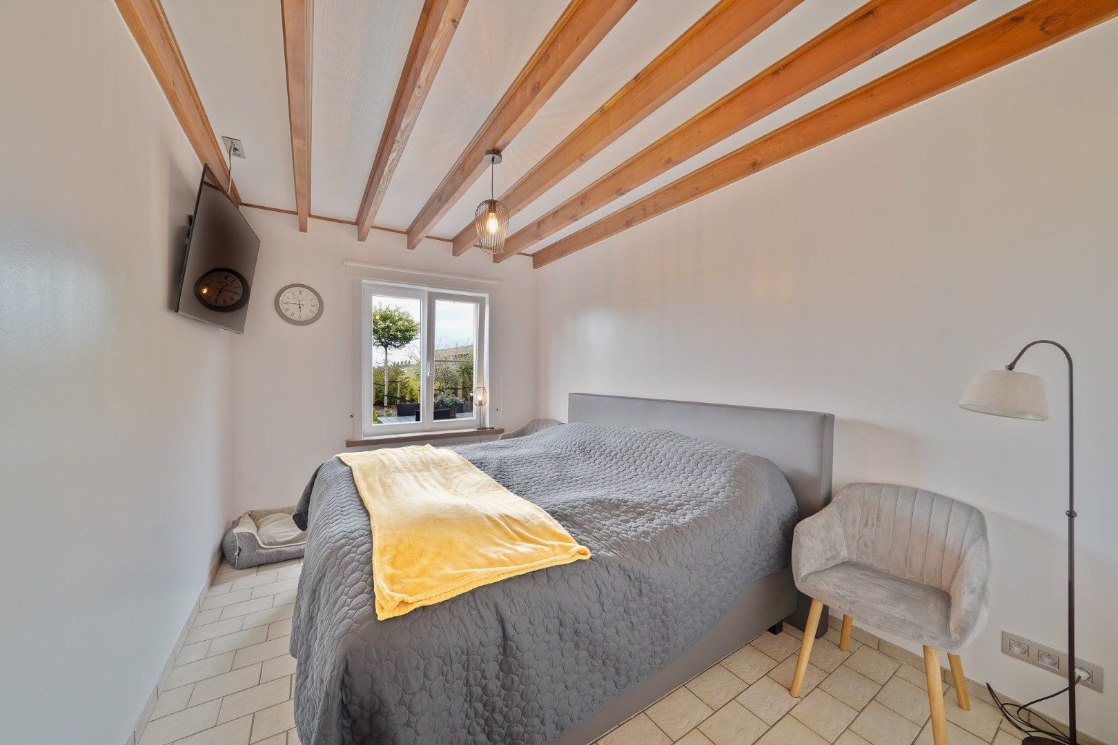 Instapklare laagbouwvilla met 305 m² woonoppervlakte en prachtig aangelegde tuin foto 22