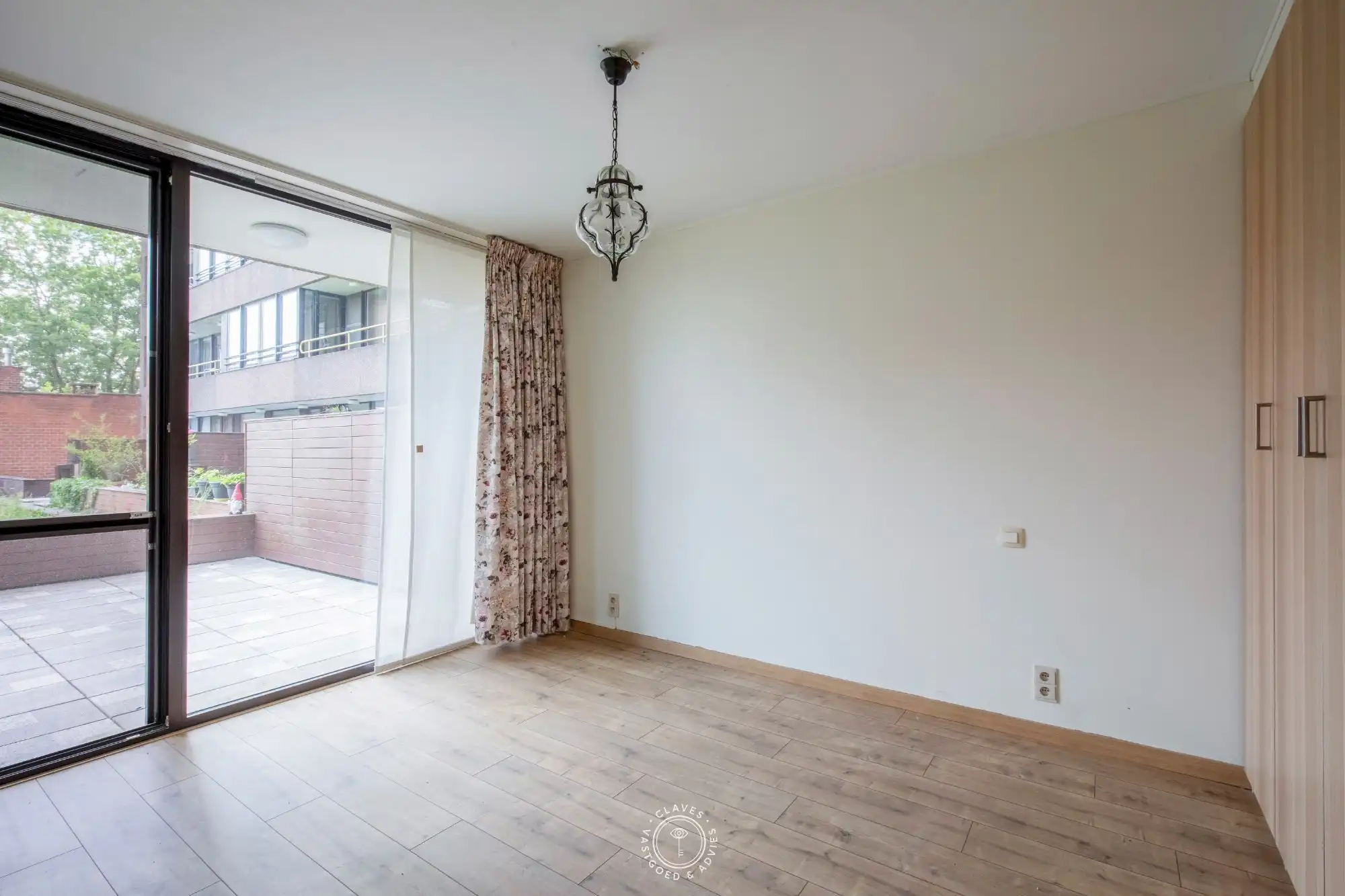 Ruim 3-slaapkamerappartement op interessante centrale ligging in Sint-Niklaas foto 9