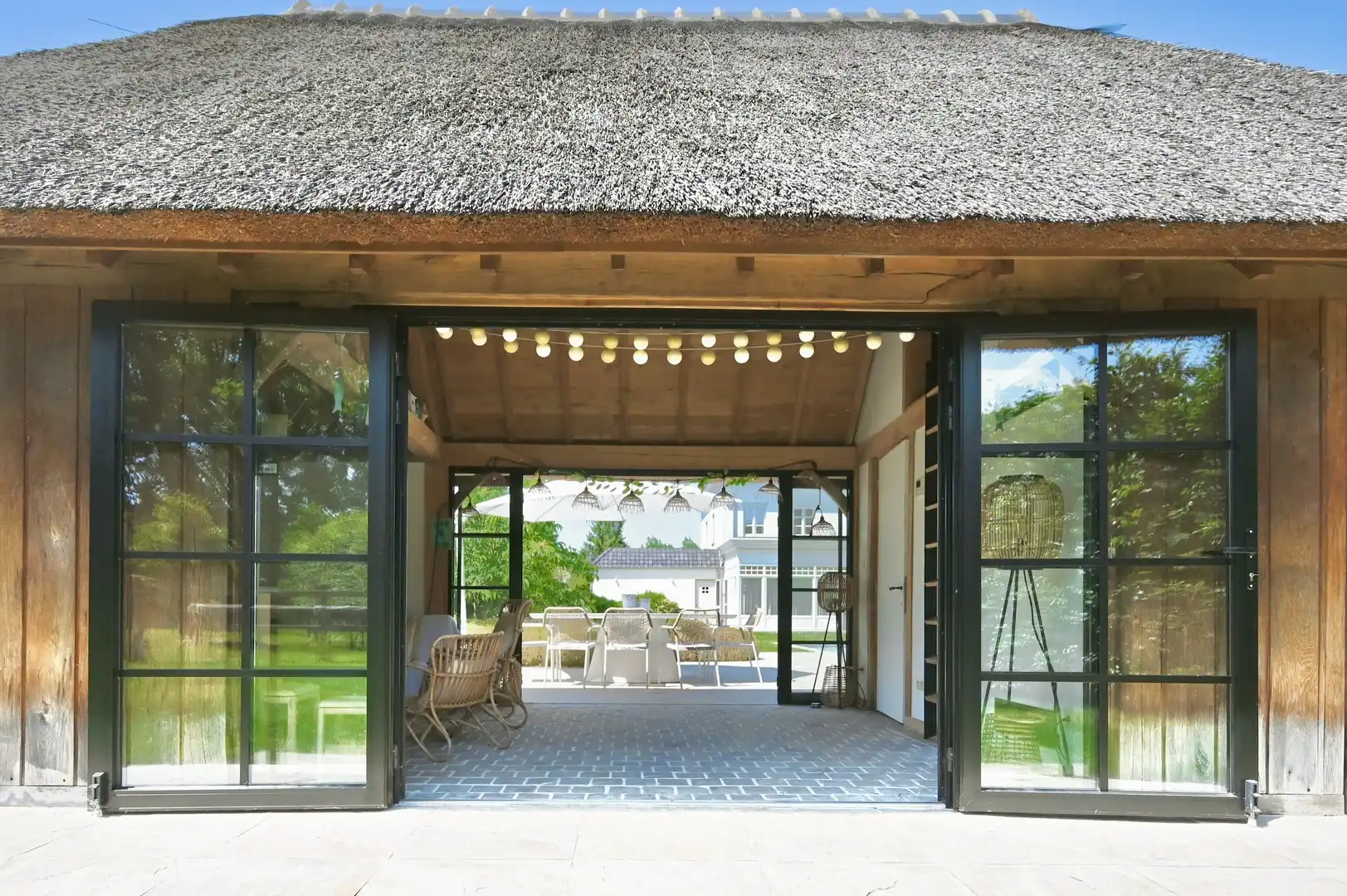 Exclusieve witte manoir met zwembad, poolhouse en weide in het pittoreske Hingene foto 4